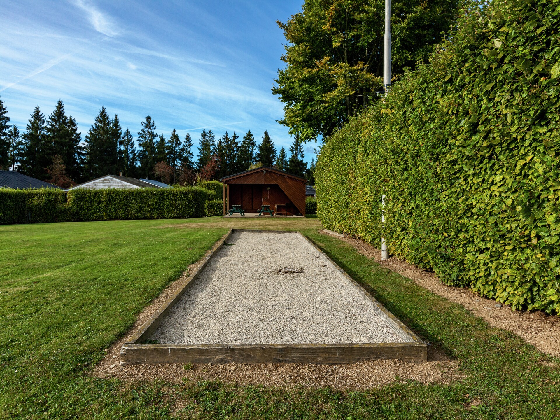 Vrijstaand chalet met sauna, tuin & BBQ op 100m van het meer in Büllingen - foto 25