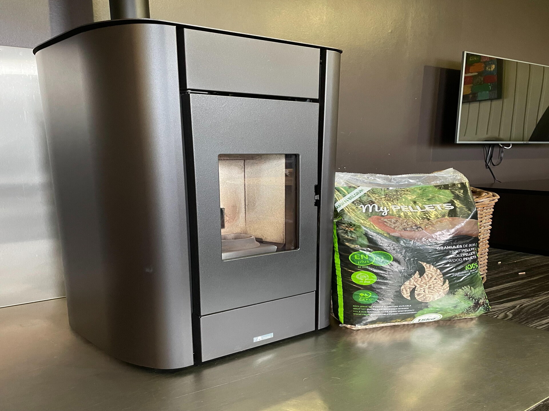 Vrijstaand chalet met sauna, tuin & BBQ op 100m van het meer in Büllingen - foto 36