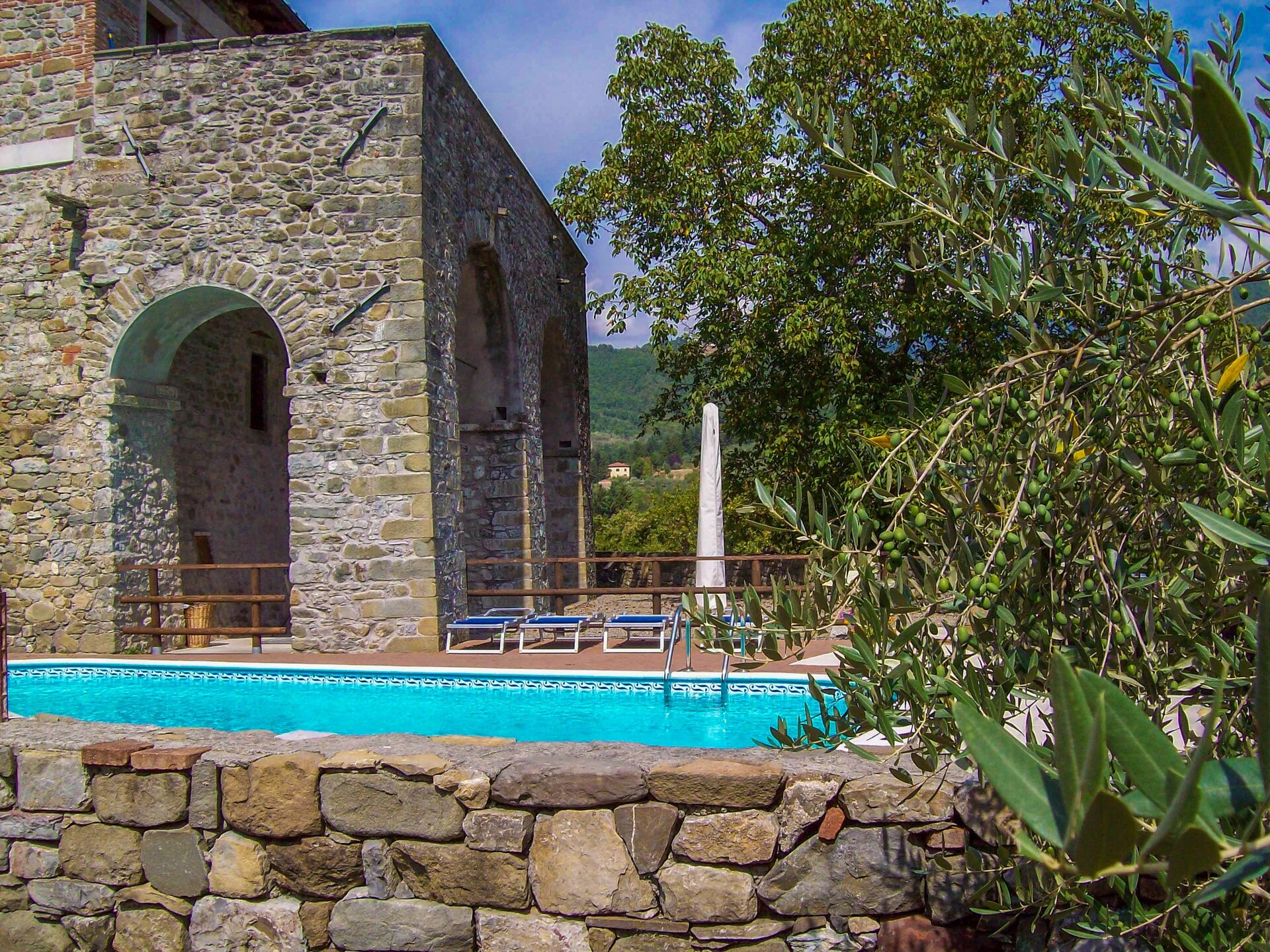 Rustiek appartement in bosrijke oase met zwembad bij Casola in Lunigiana - foto 11