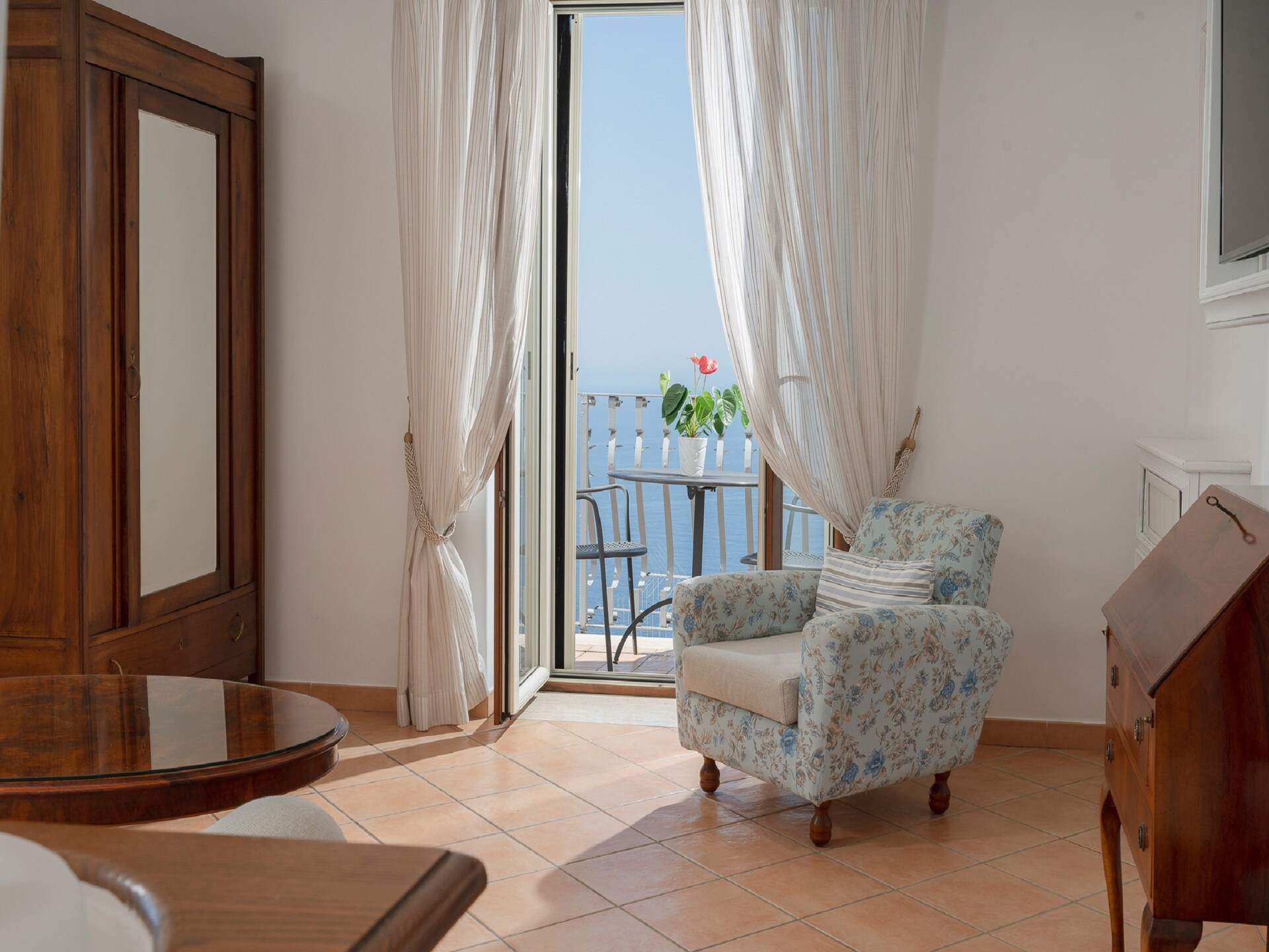 Villa Sky meets Sea: panoramisch clifftop verblijf met privézwembad bij Positano - foto 19