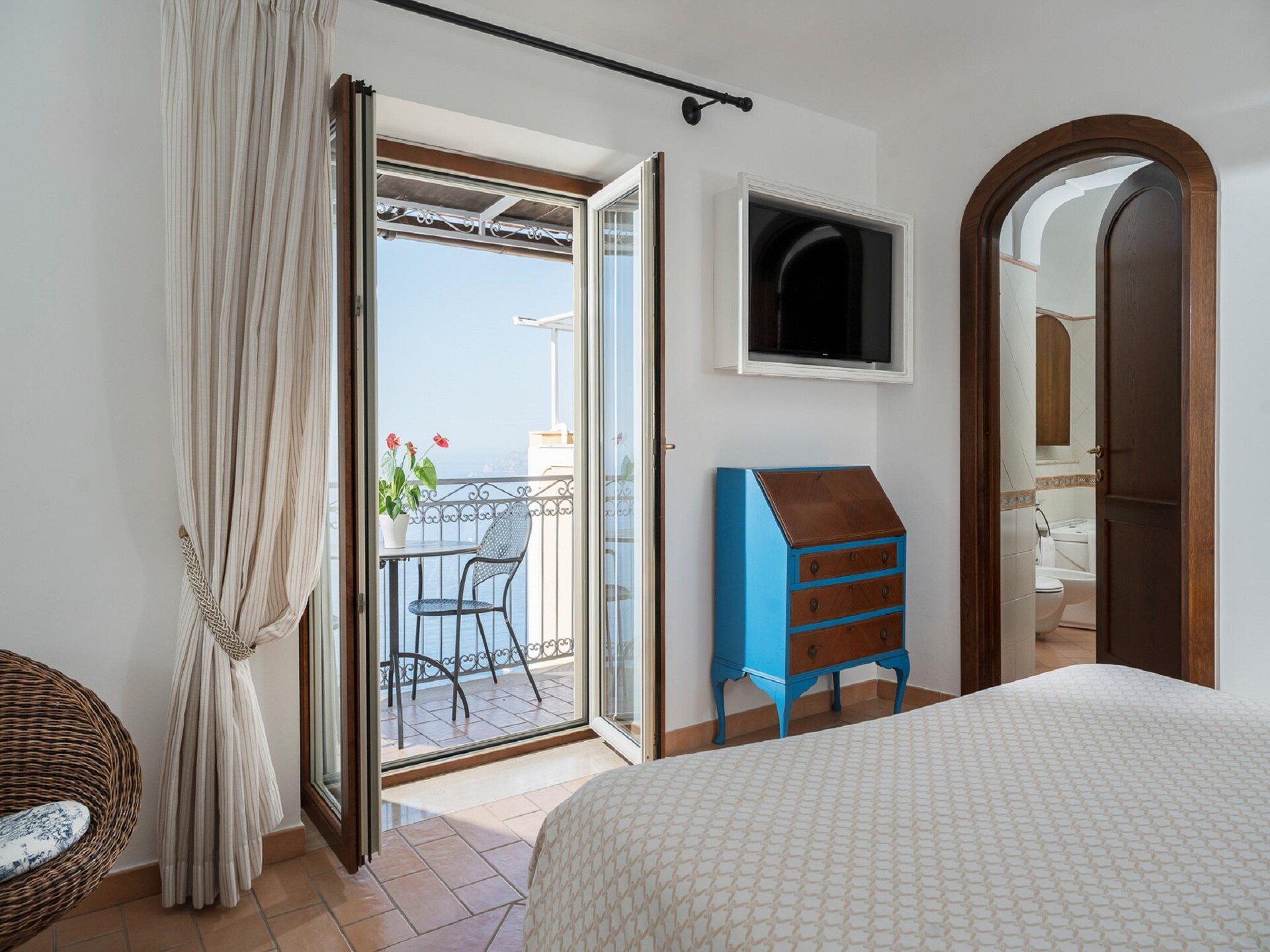 Villa Sky meets Sea: panoramisch clifftop verblijf met privézwembad bij Positano - foto 31