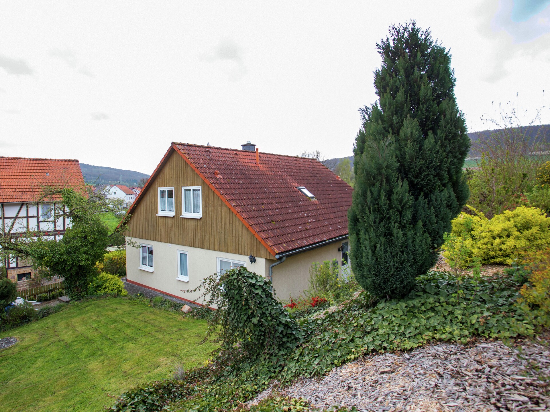 Ruim vakantiehuis voor 8 in de bossen bij Homberg met 4 badkamers - foto 7