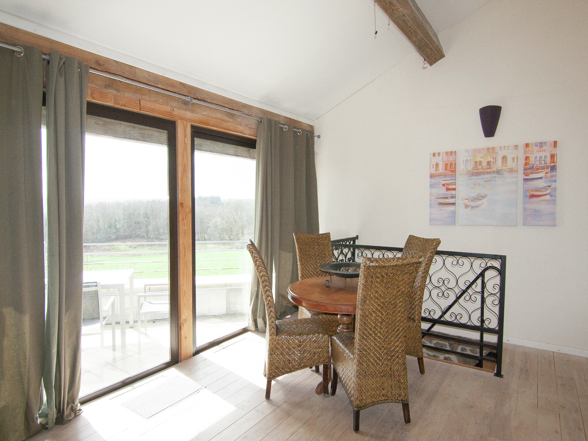 Domaine de Bellac: 6 gîtes voor 32 personen met zwembad bij Roussines - foto 17