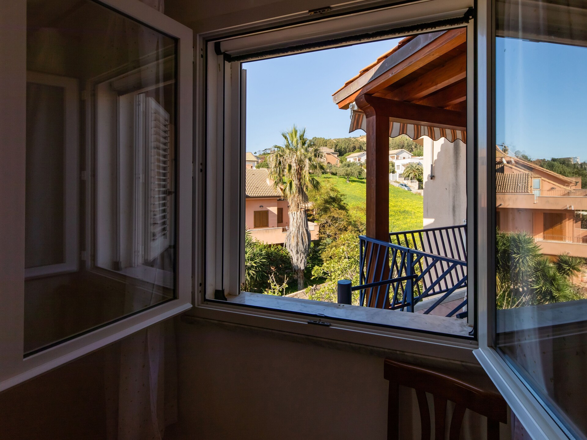 Zonovergoten zolderappartement op 100 meter van het strand in Sciacca - foto 39