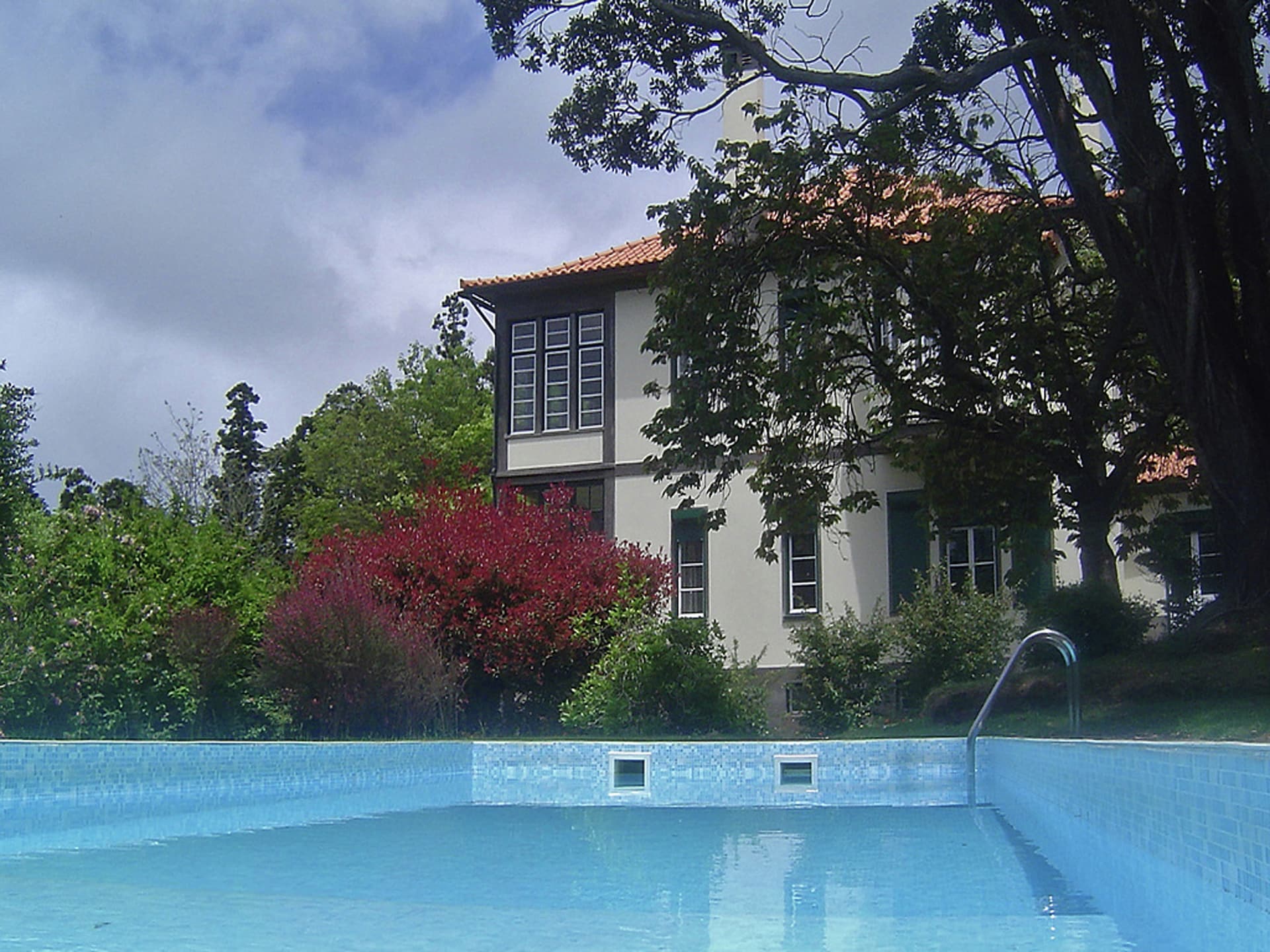 Vrijstaande cottage aan de golfbaan met zwembad en bergzicht in Santo da Serra - foto 7