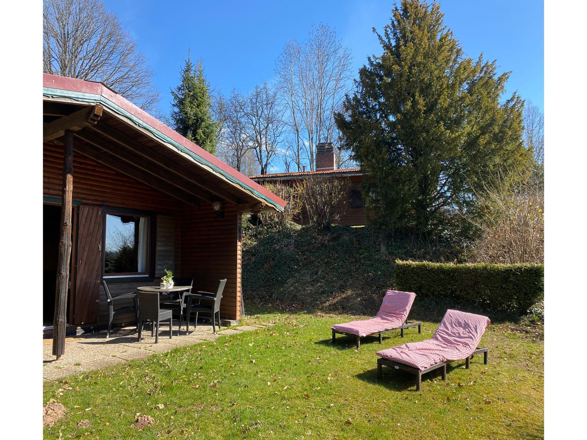 Knus boshuisje voor 2 in het Knüllgebergte met tuin - foto 1
