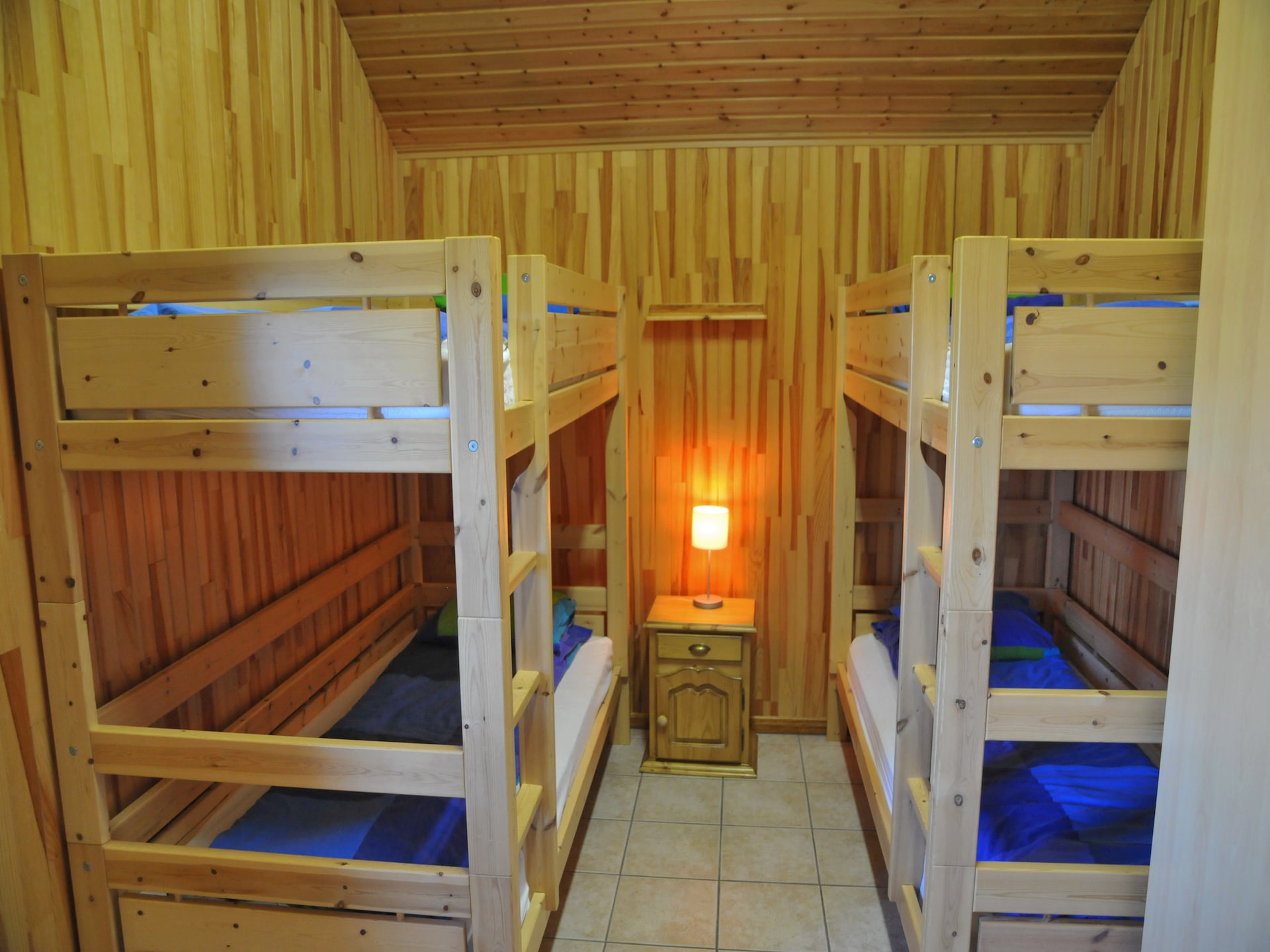 12-persoons houten chalet met tuin in hartje Durbuy - foto 8