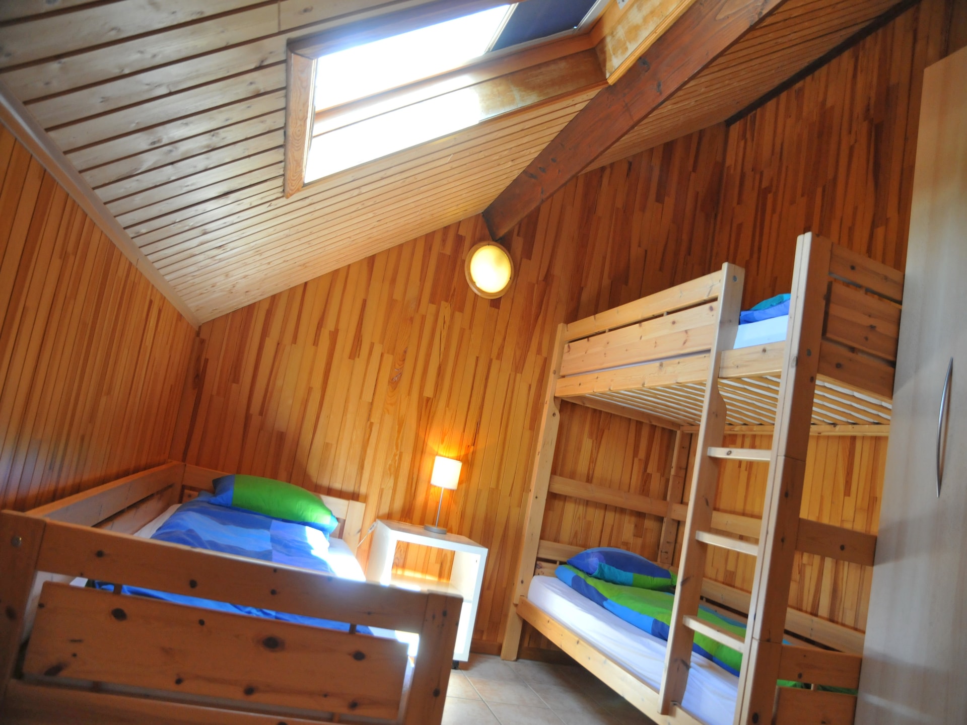 12-persoons houten chalet met tuin in hartje Durbuy - foto 19