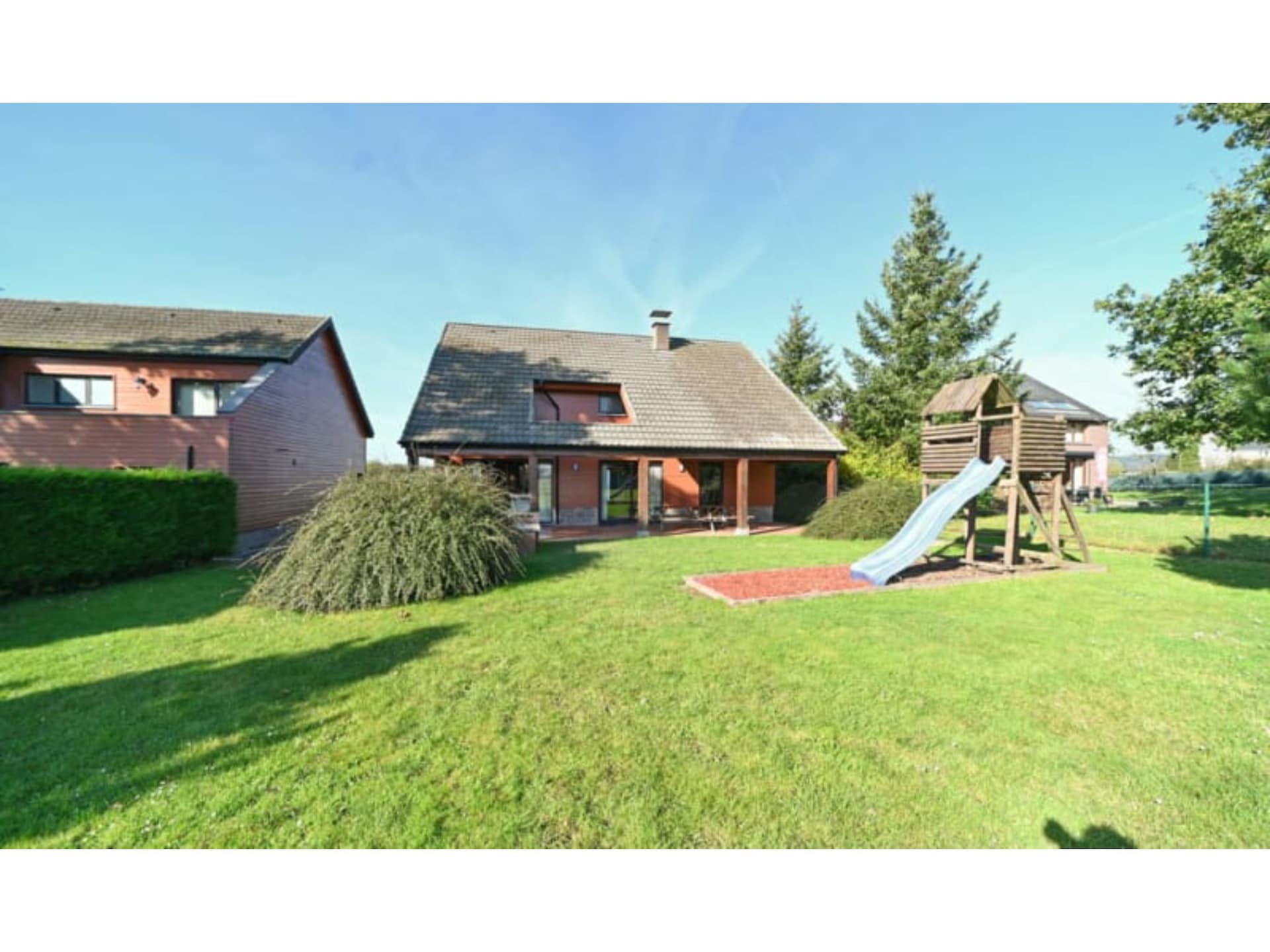 12-persoons houten chalet met tuin in hartje Durbuy - foto 21