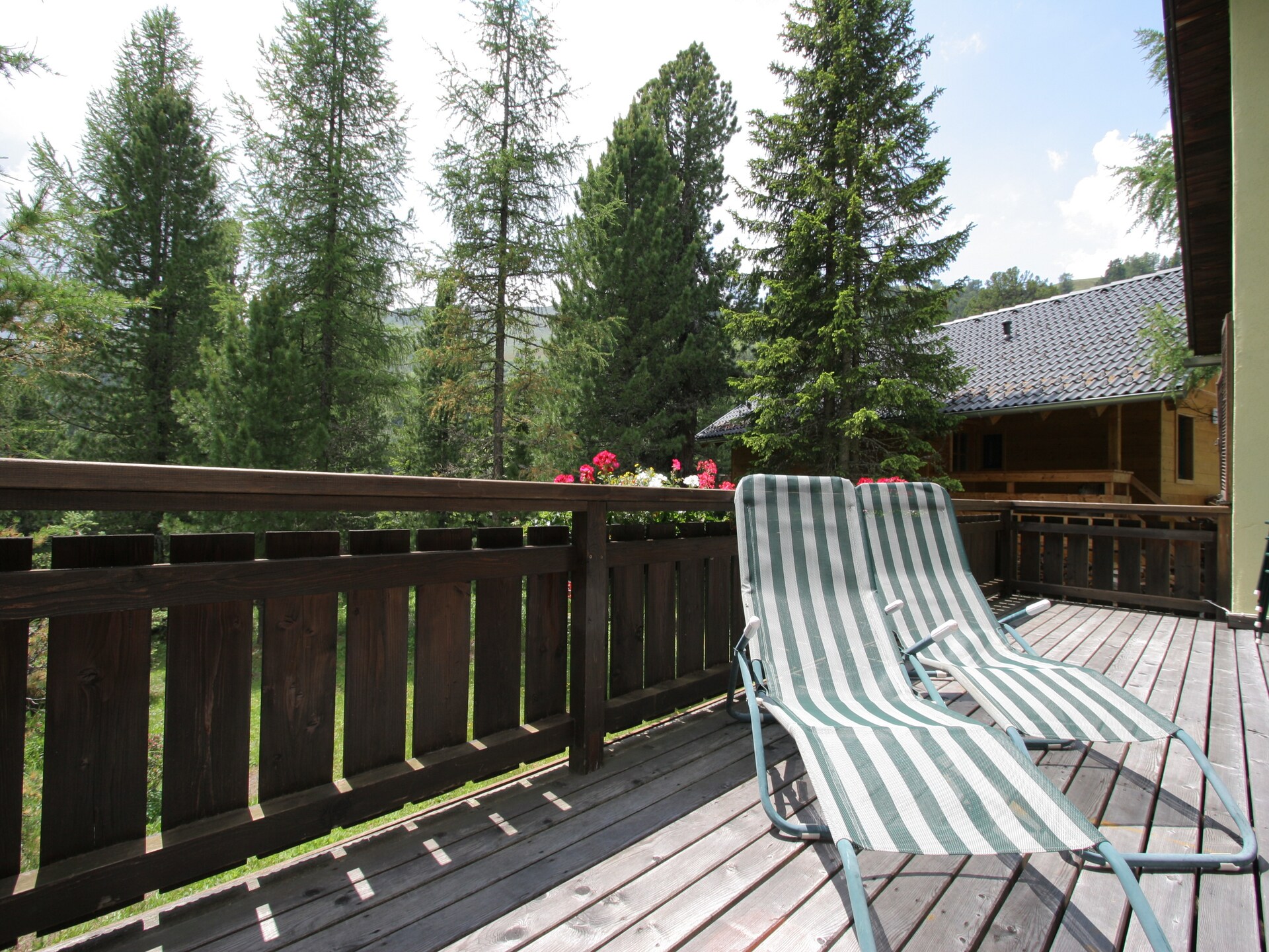 Vrijstaand vakantiehuis aan de Turracherhöhe met hottub en bergzicht - foto 18