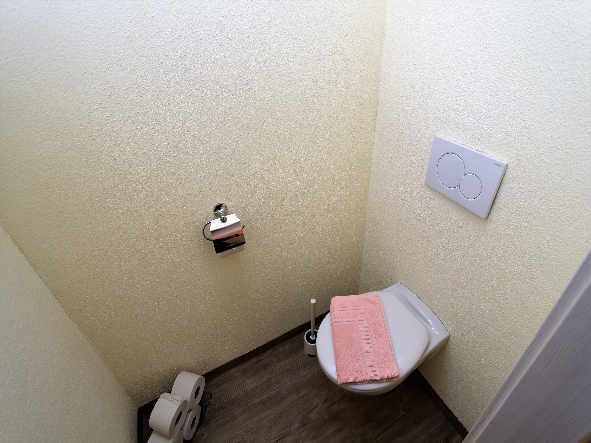 Vrijstaand vakantiehuis aan de Turracherhöhe met hottub en bergzicht - foto 15
