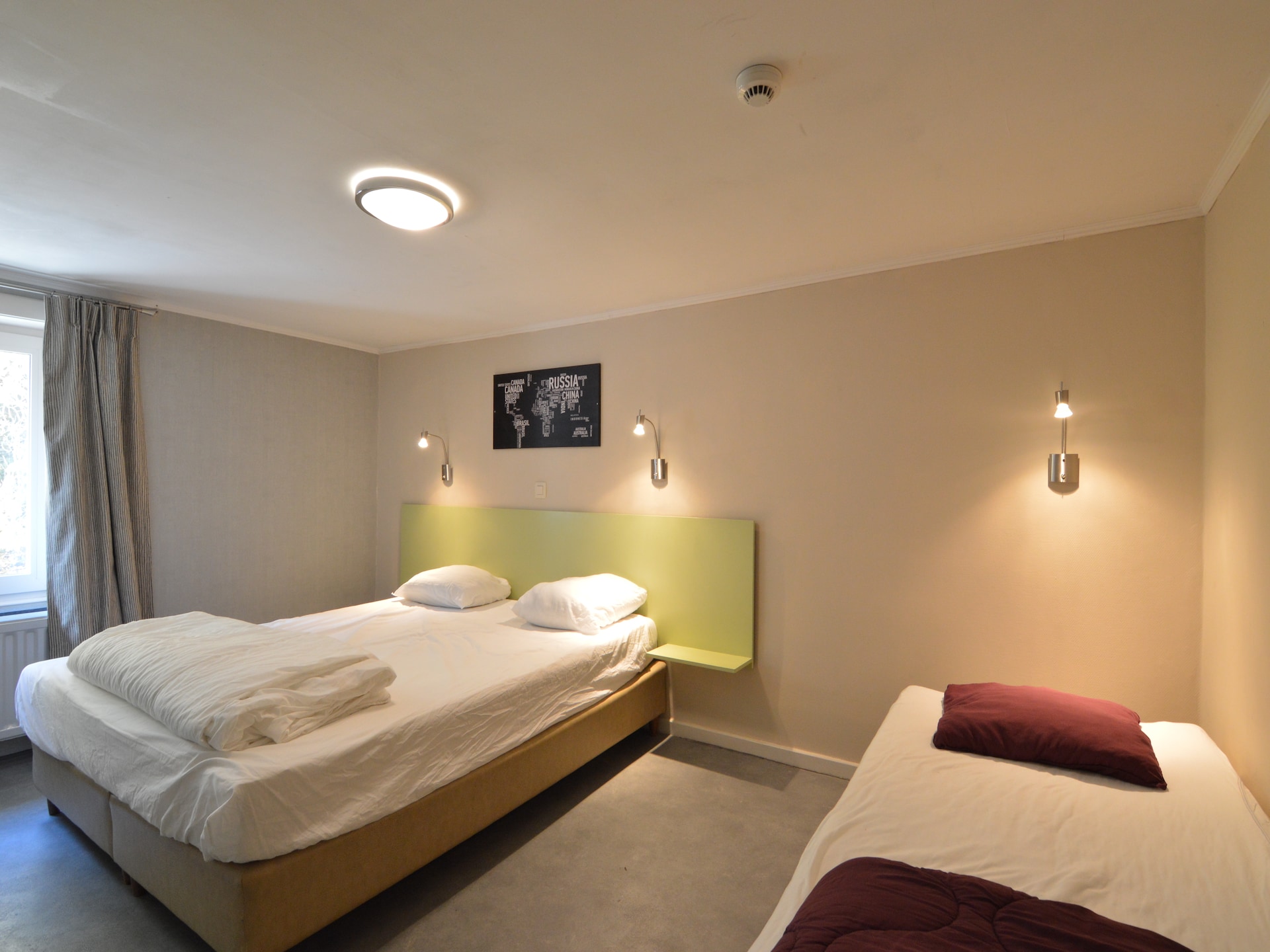 32-persoons vakantiehuis in hartje Marcourt met recreatieruimte - foto 13