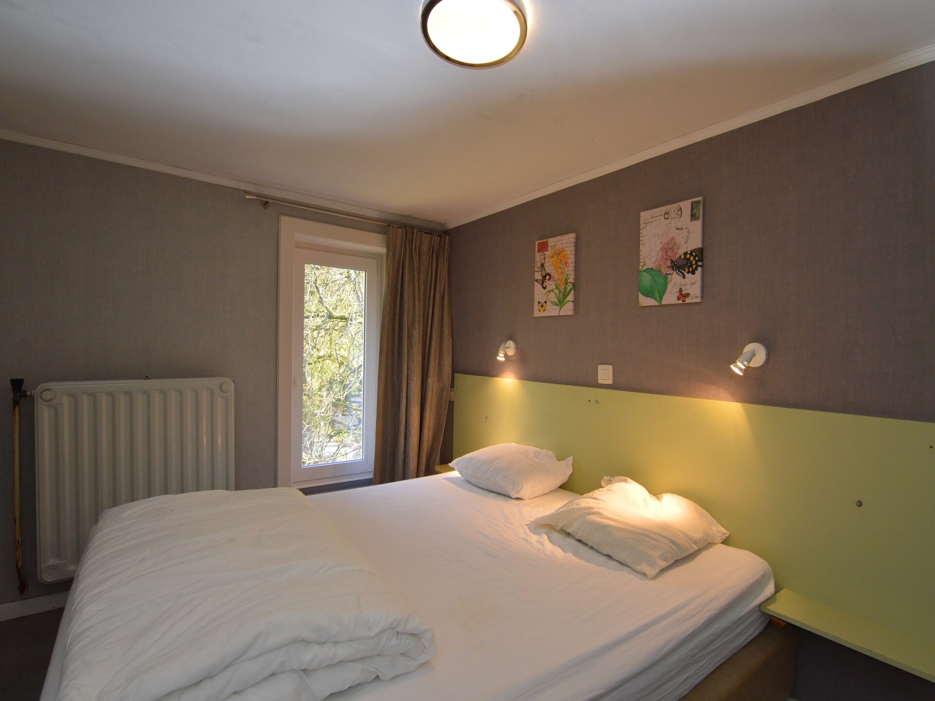 32-persoons vakantiehuis in hartje Marcourt met recreatieruimte - foto 17