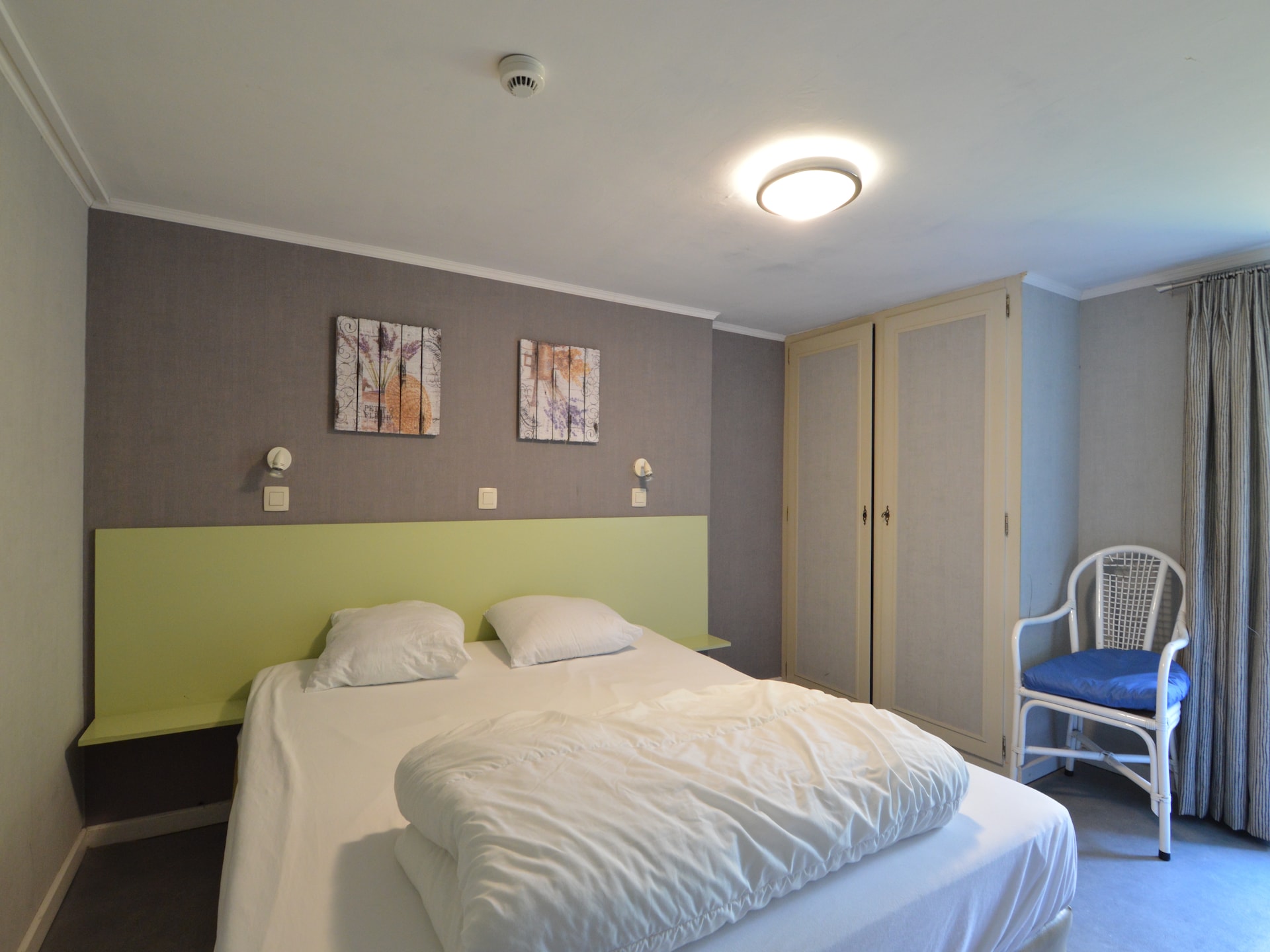 32-persoons vakantiehuis in hartje Marcourt met recreatieruimte - foto 5