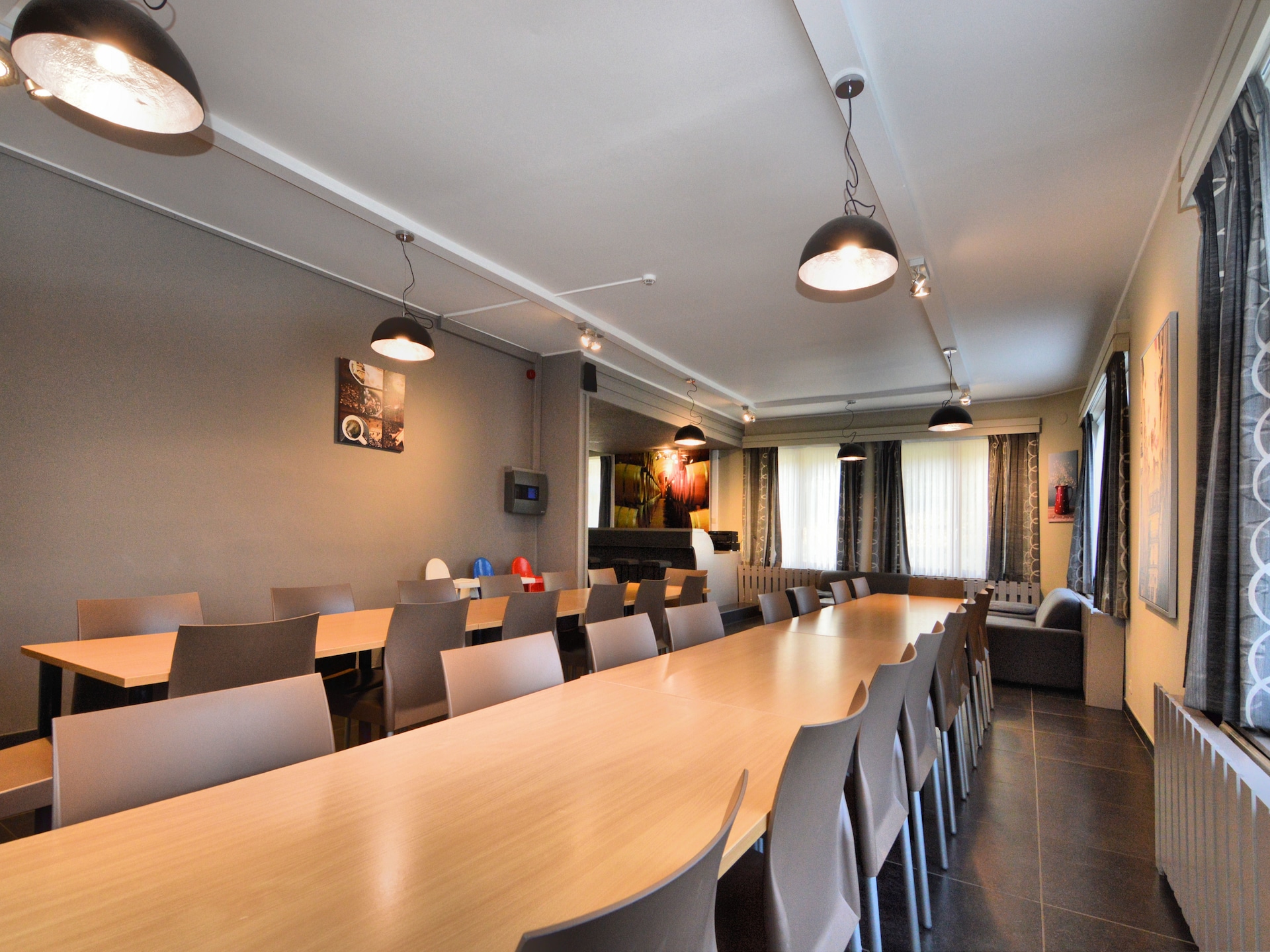 32-persoons vakantiehuis in hartje Marcourt met recreatieruimte - foto 7