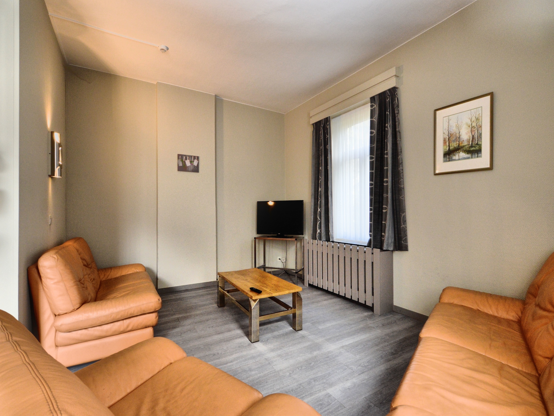 32-persoons vakantiehuis in hartje Marcourt met recreatieruimte - foto 16