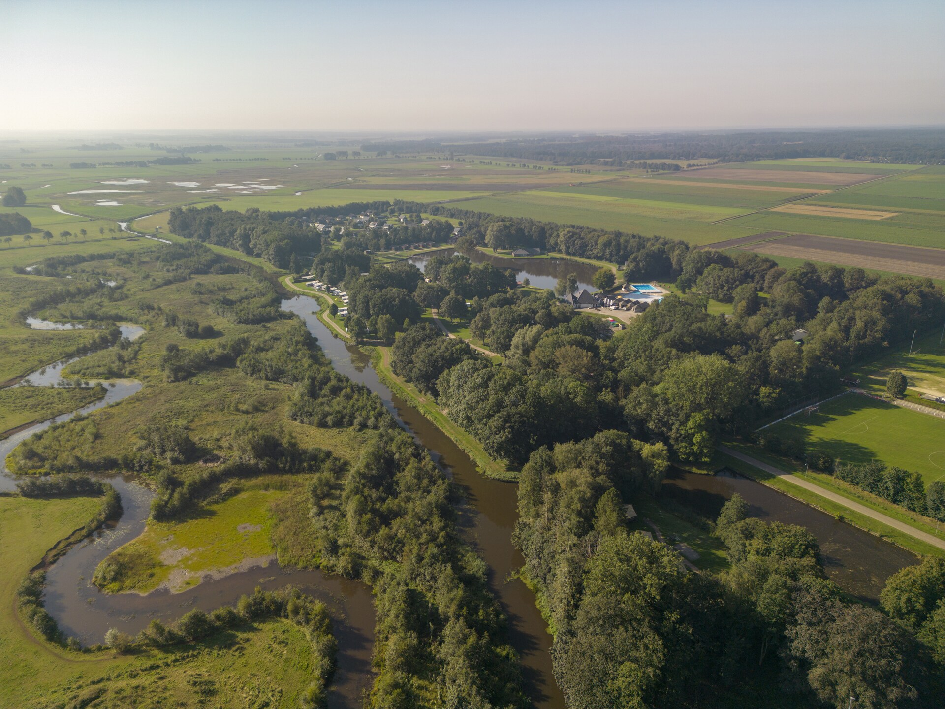 Vrijstaande watervilla voor 6 personen in hartje Drenthe - foto 19