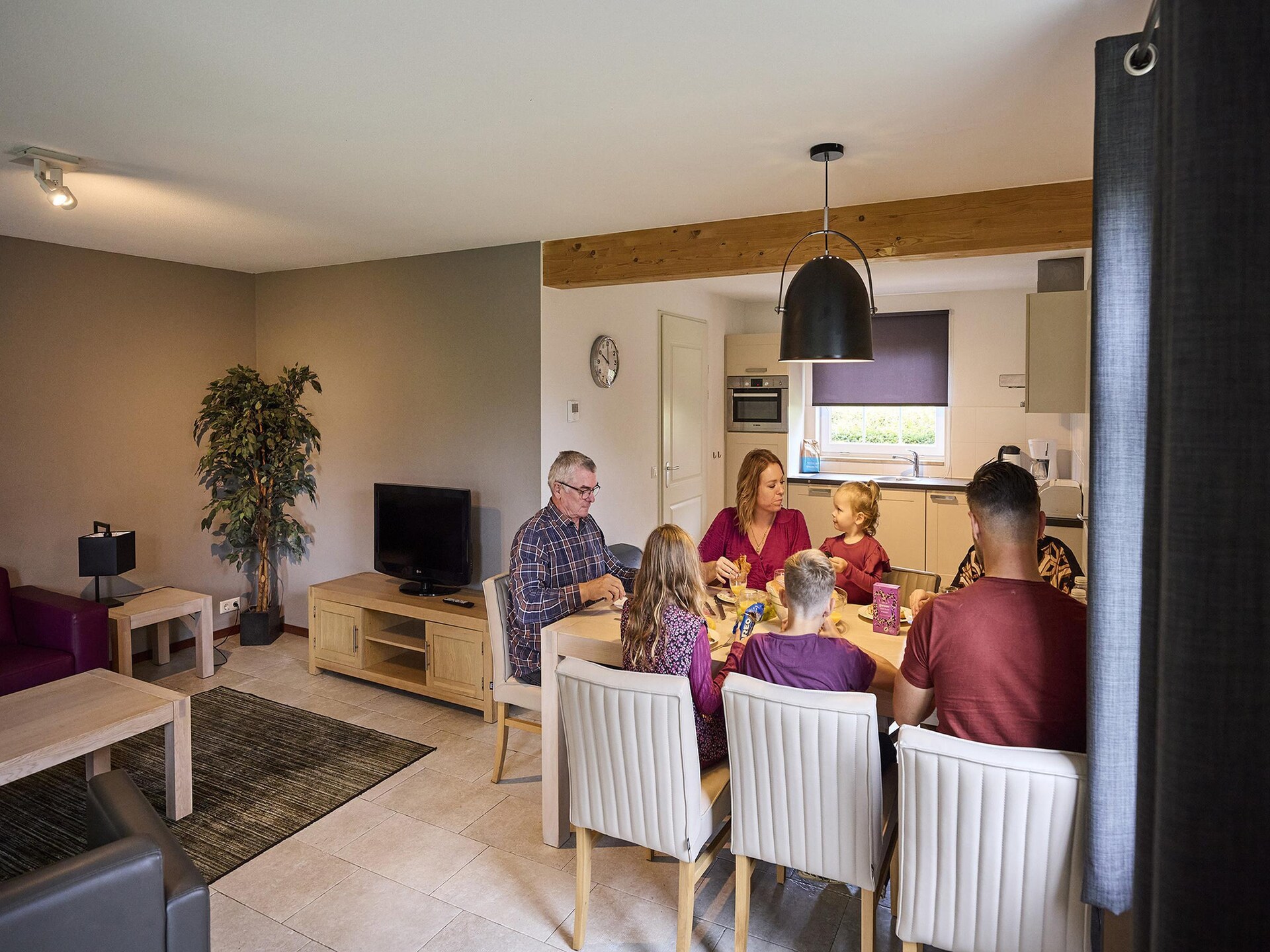 Luxe Limburgse vakantieboerderij met sauna en hottub op Buitenhof De Leistert - foto 8