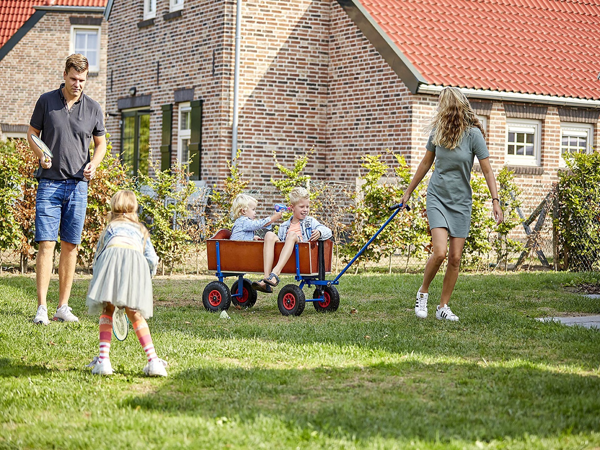 Vrijstaande 9-persoonsvilla op vijfsterrenpark Buitenhof De Leistert in Limburg - foto 16