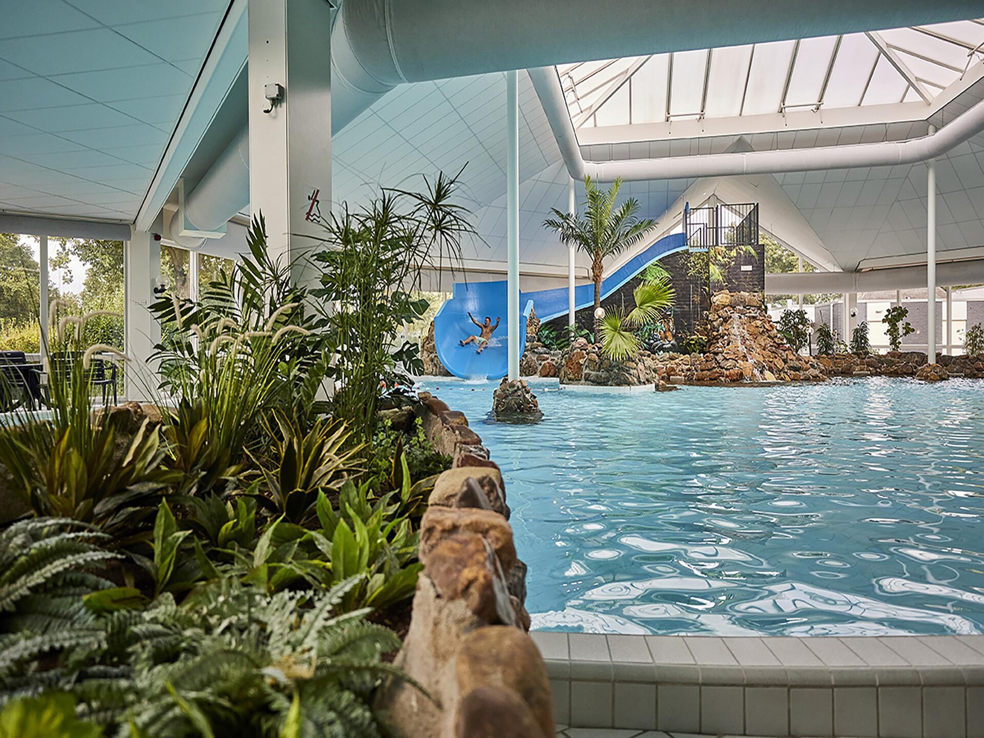 Luxe 9-persoons boerderijvilla met sauna en hottub op vakantiepark - foto 20