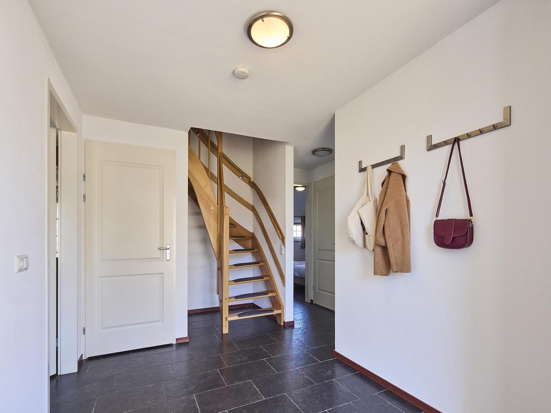 Luxe boerderijvilla met sauna en stoomdouche op 5-sterrenpark in Limburg - foto 4