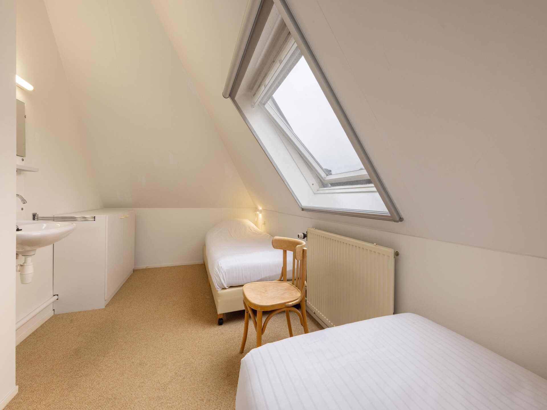 Vrijstaande waterbungalow voor 6 personen op landgoed It Wiid in Friesland - foto 13