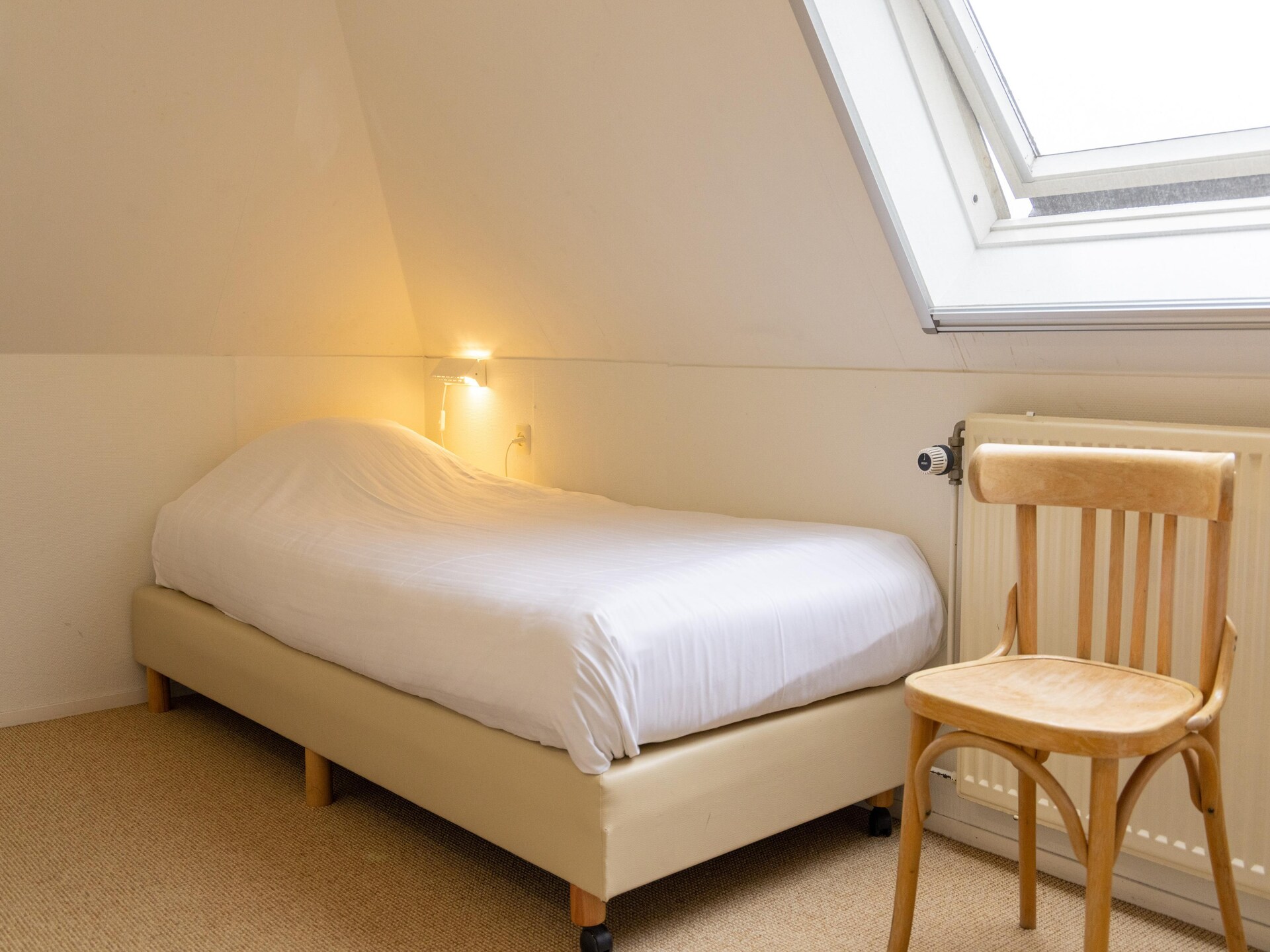 Vrijstaande waterbungalow voor 6 personen op landgoed It Wiid in Friesland - foto 14