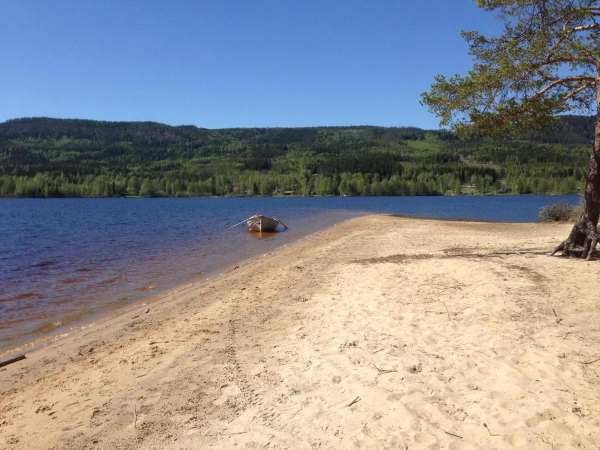 Rivierchalet met sauna en uitzicht op Övre Brocken, Torsby - foto 24