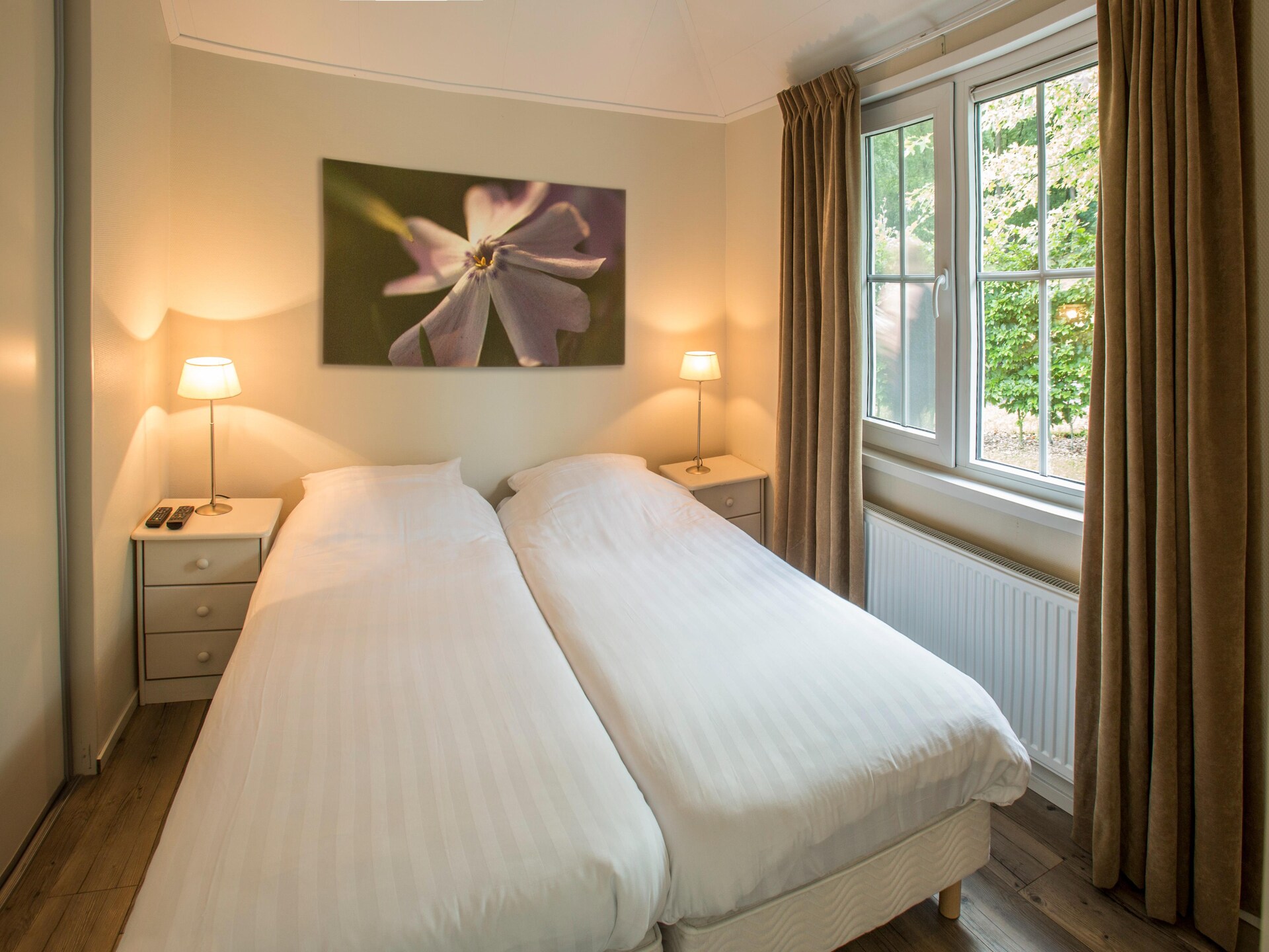 Modern chalet met airco en hondenvriendelijke tuin bij recreatiemeer Tolplas - foto 4