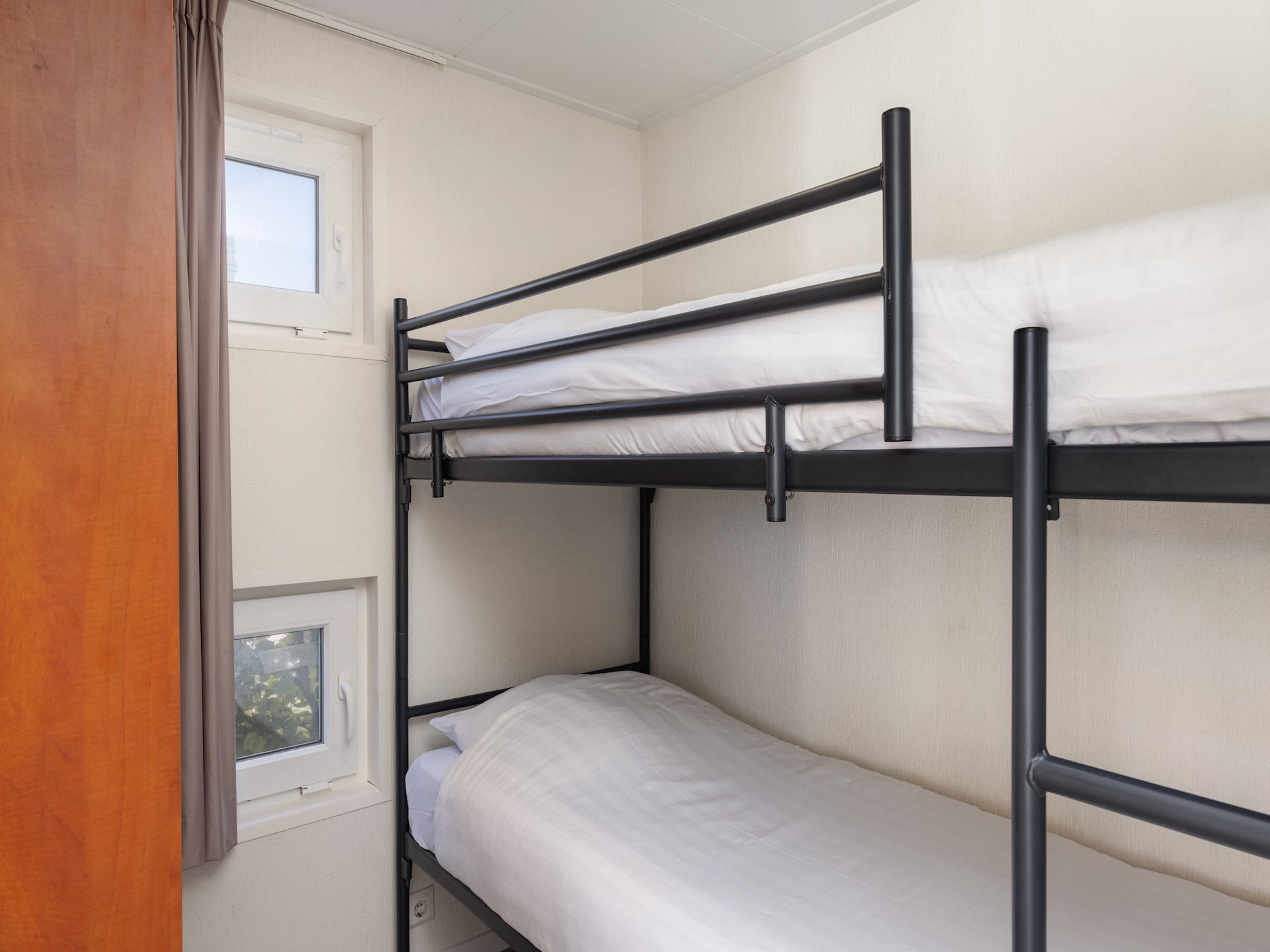 Comfortabel chalet met airconditioning en tuin op Recreatiepark Tolplas - foto 20