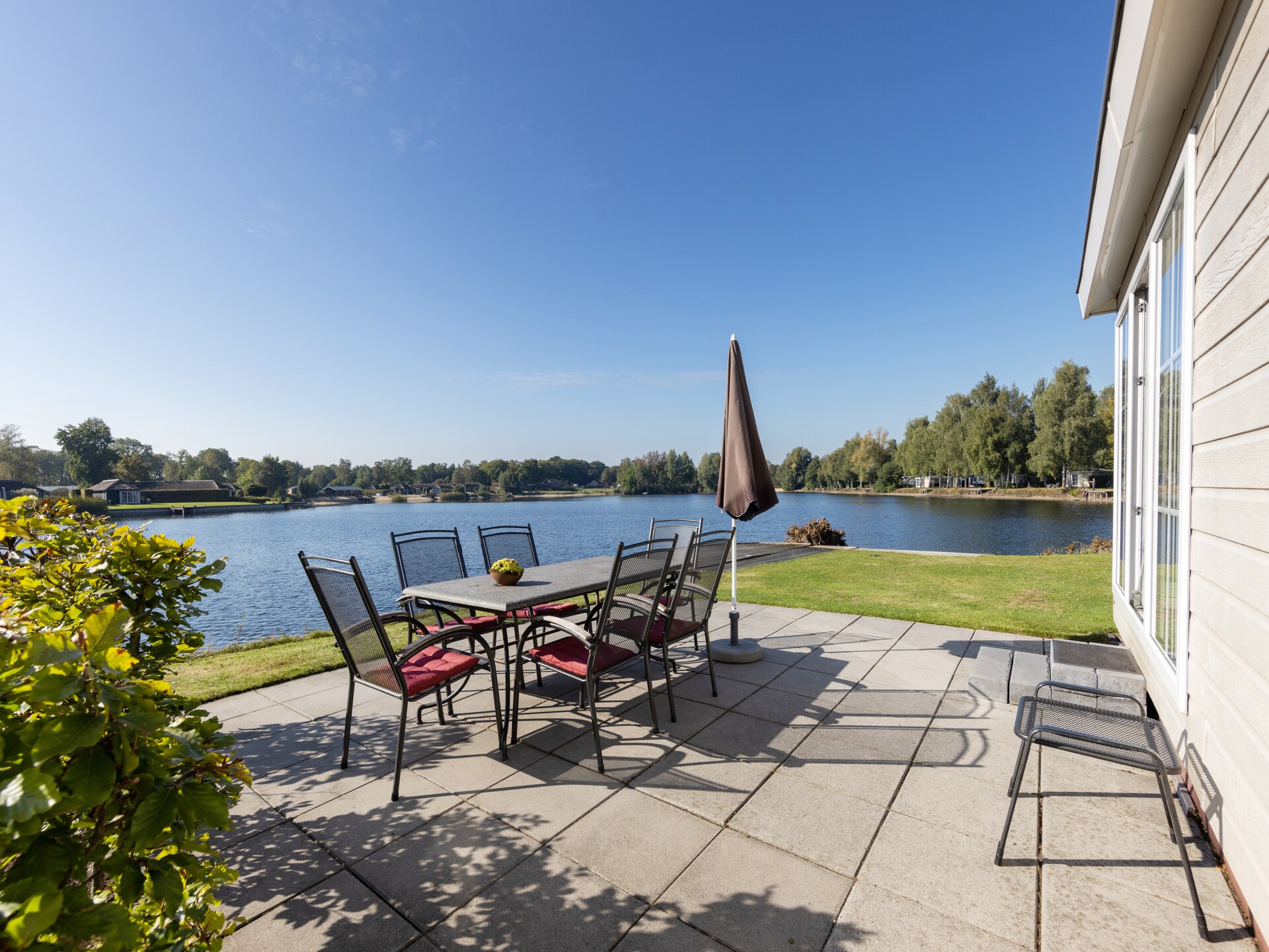 Comfortabel chalet met airconditioning en tuin op Recreatiepark Tolplas - foto 7