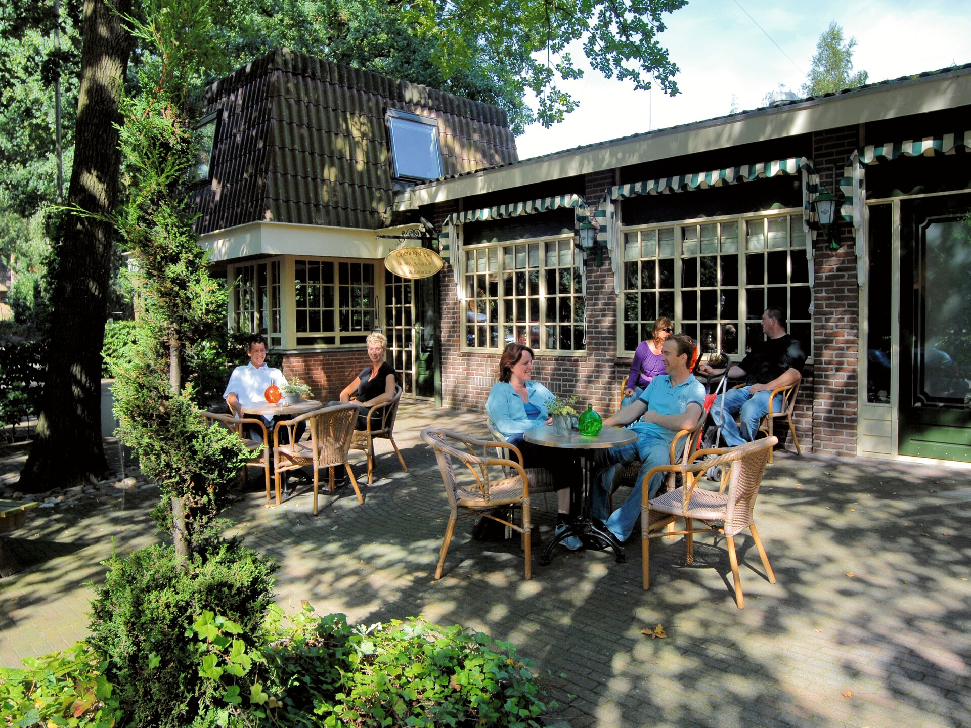 Wellness chalet met tuin en sauna op recreatiepark Tolplas in Hoge Hexel - foto 19