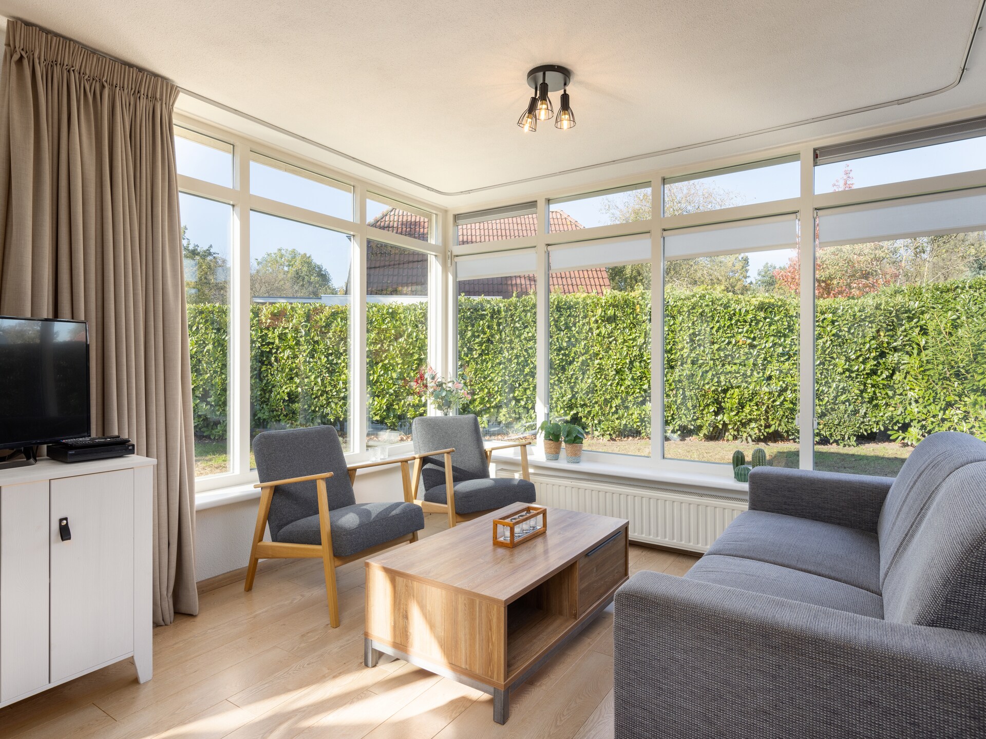 Luxe wellnessvilla met tuin op Recreatiepark Tolplas in Twente - foto 2