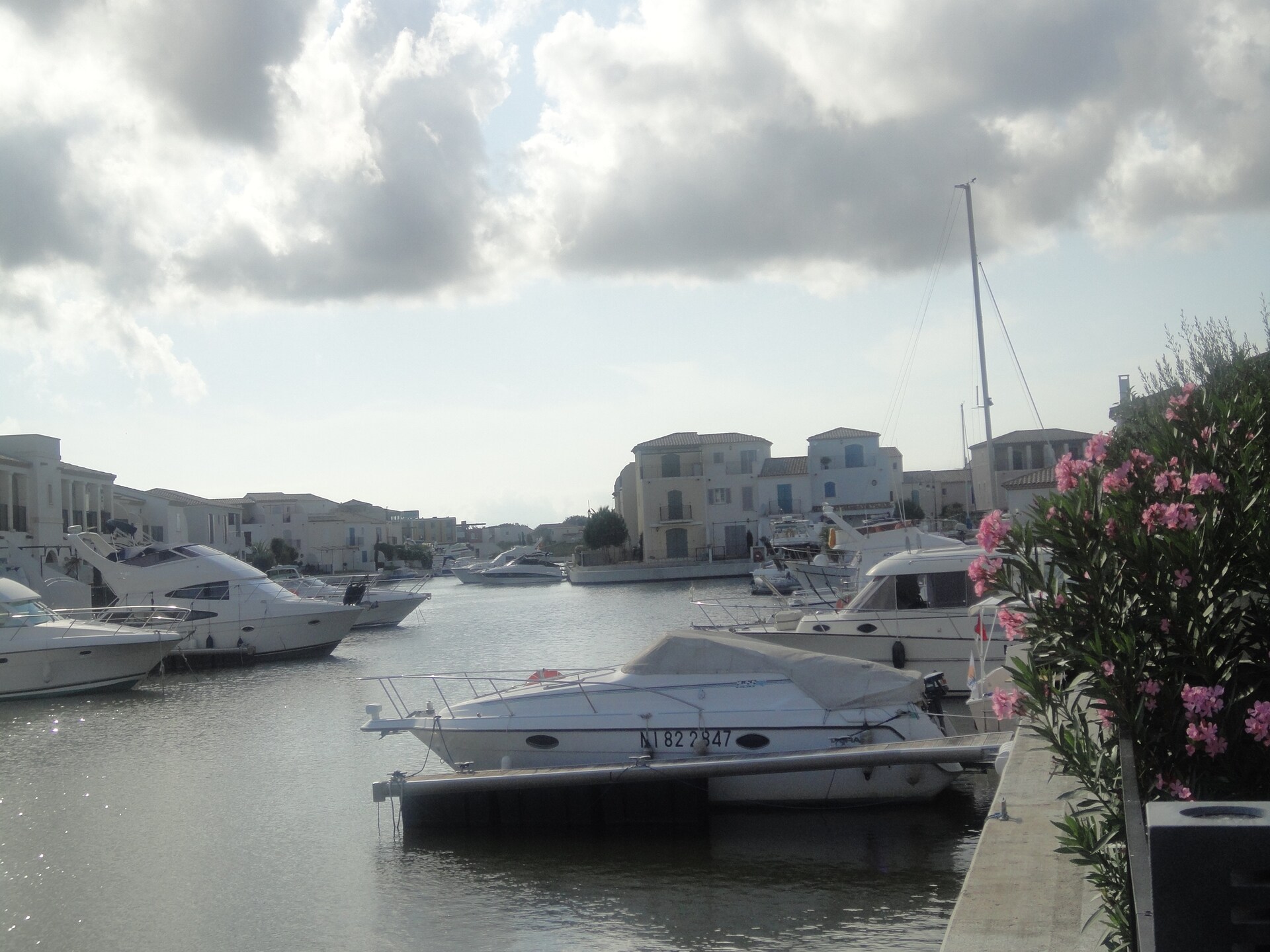 Stijlvolle villa aan het water in Aigues-Mortes, 4 km van zee - foto 22