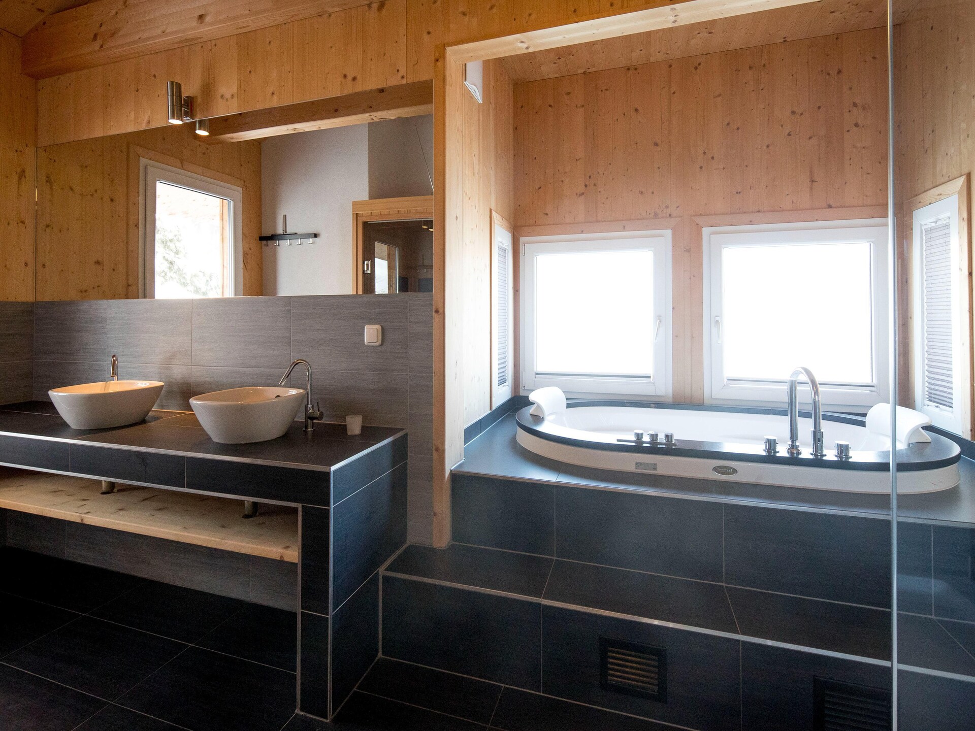 Luxe chalet voor 10 personen met sauna en bubbelbad op 1800m hoogte - foto 18