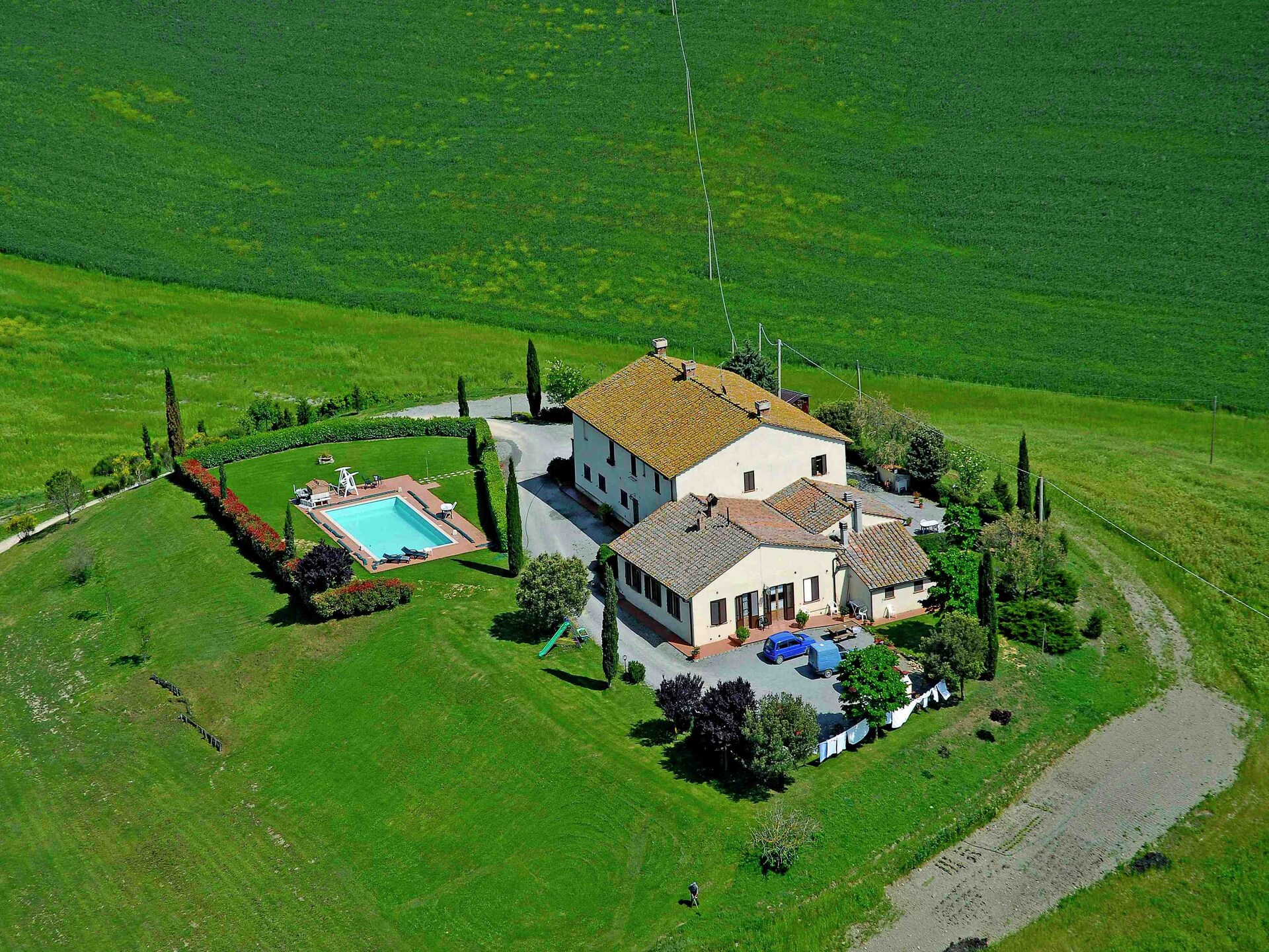 Ruim appartement in bosrijke heuvels bij Pienza met zwembad en privétuin - foto 15
