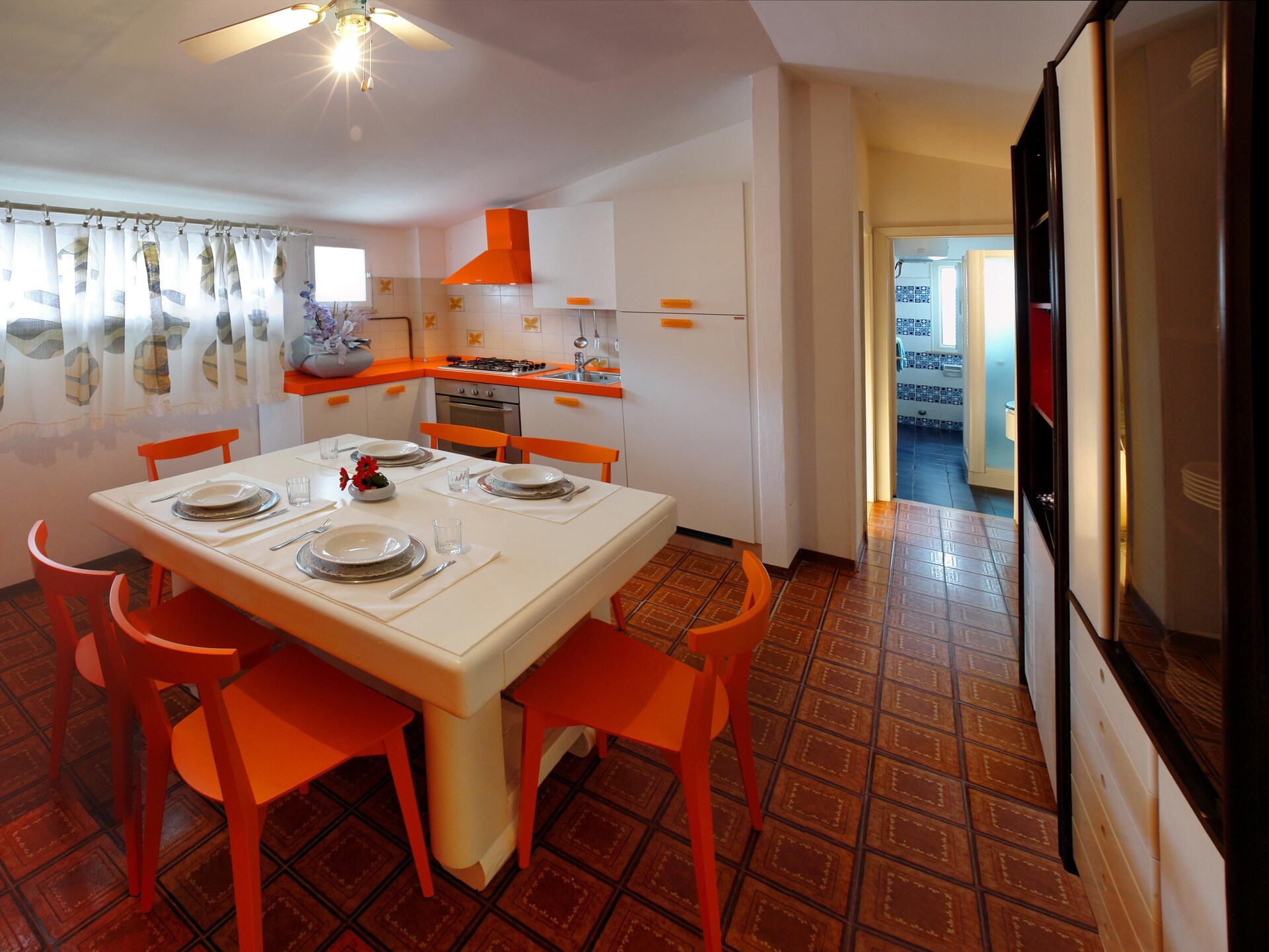 4-persoons appartement direct aan het strand in Cattolica - foto 3