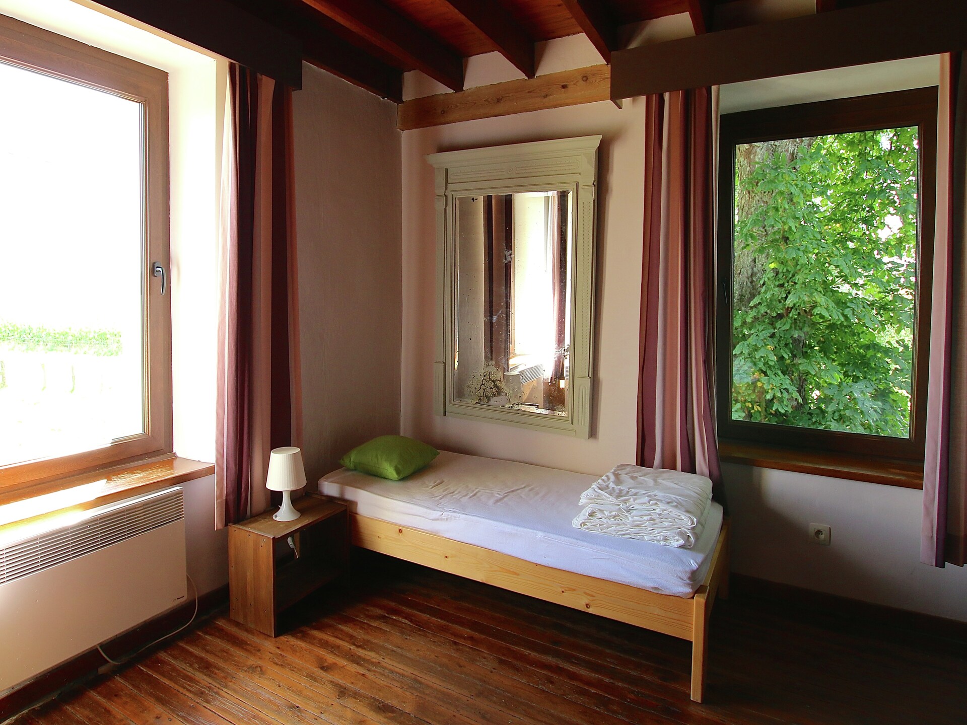 Ruim vakantiehuis voor 8 in de Ardense bossen bij Harfontaine met speelruimte - foto 11