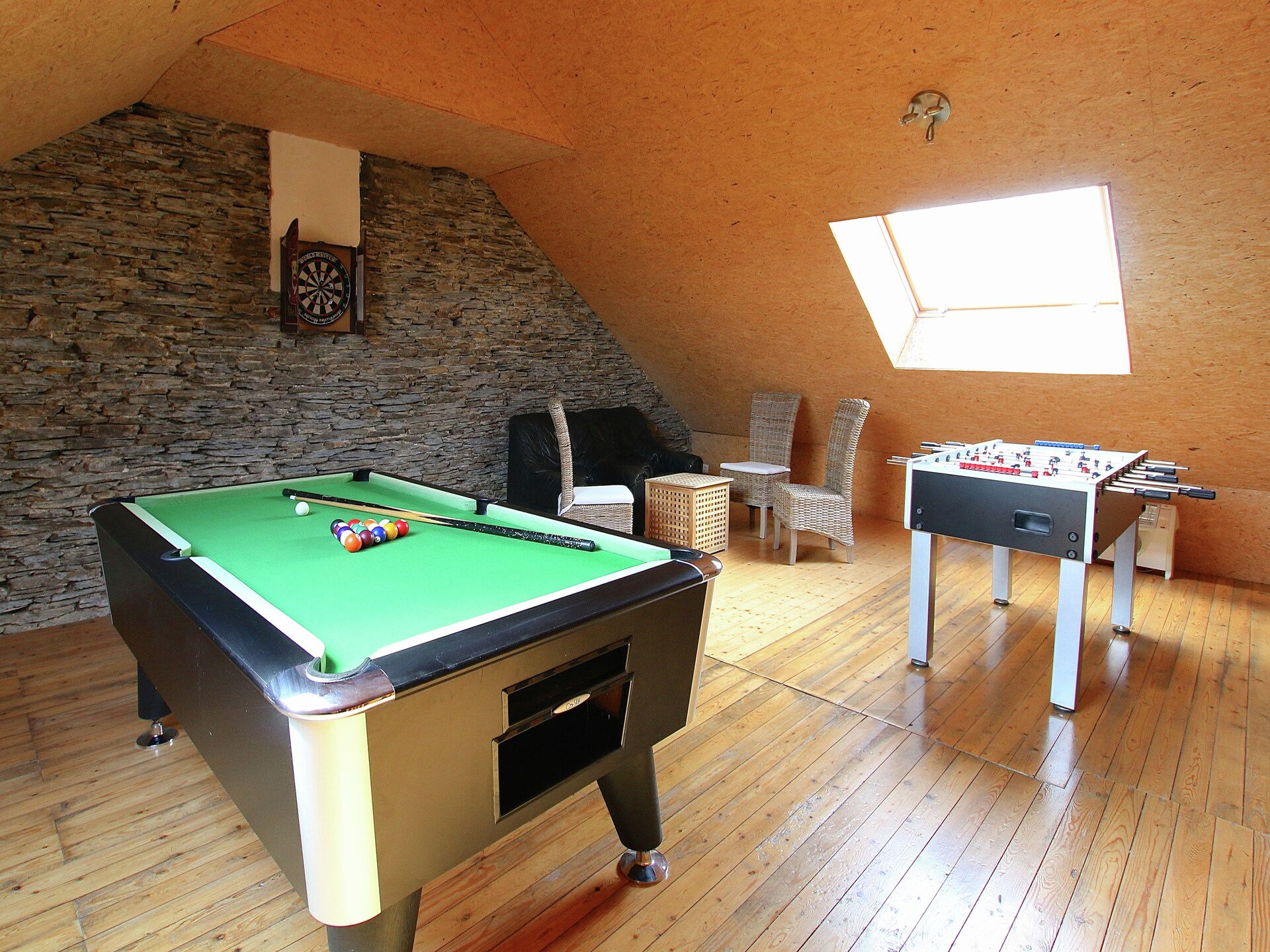 Ruim vakantiehuis voor 8 in de Ardense bossen bij Harfontaine met speelruimte - foto 5