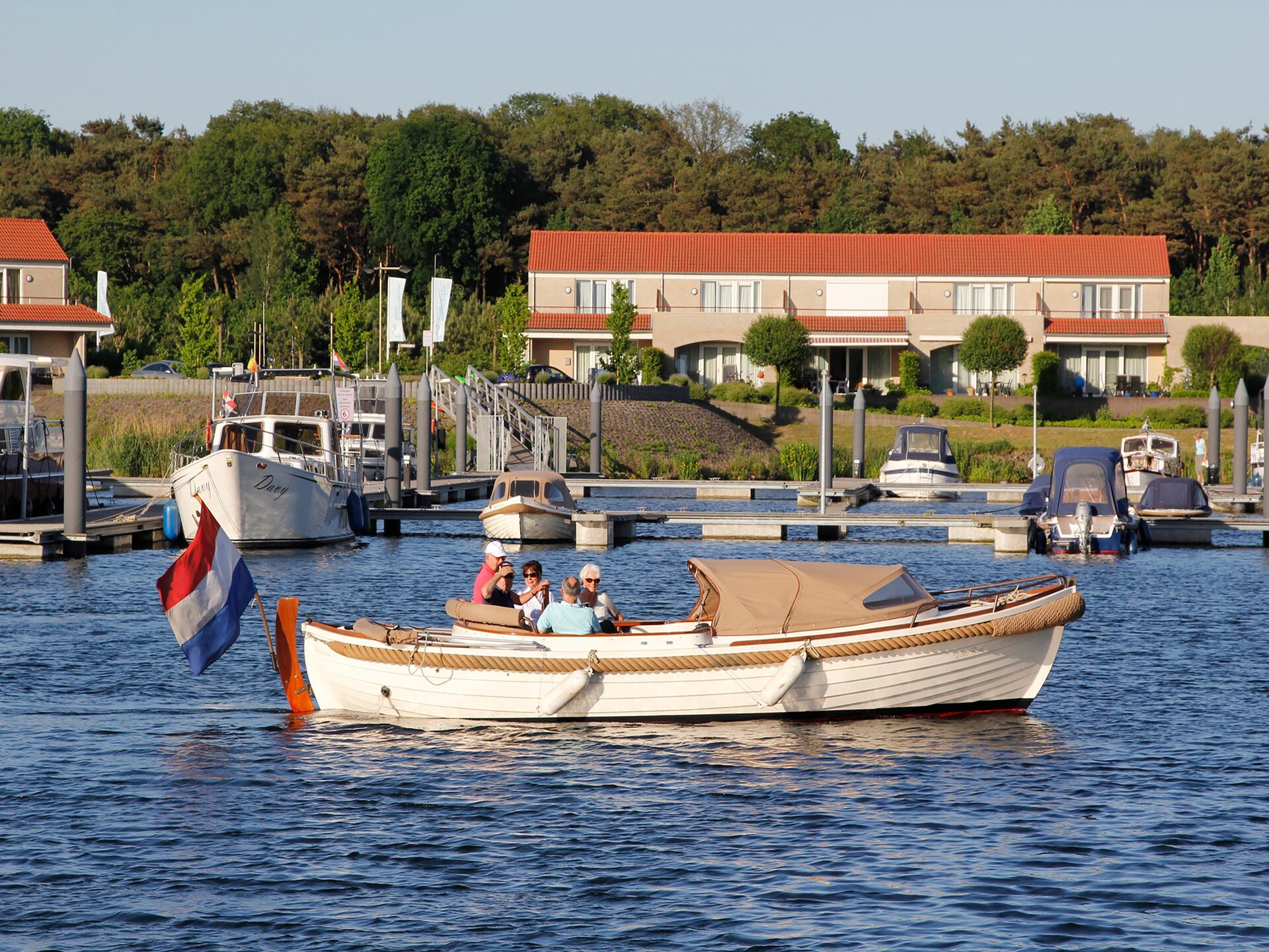 Havenwoning met uitzicht op de Maas in vakantiepark Heel - foto 39