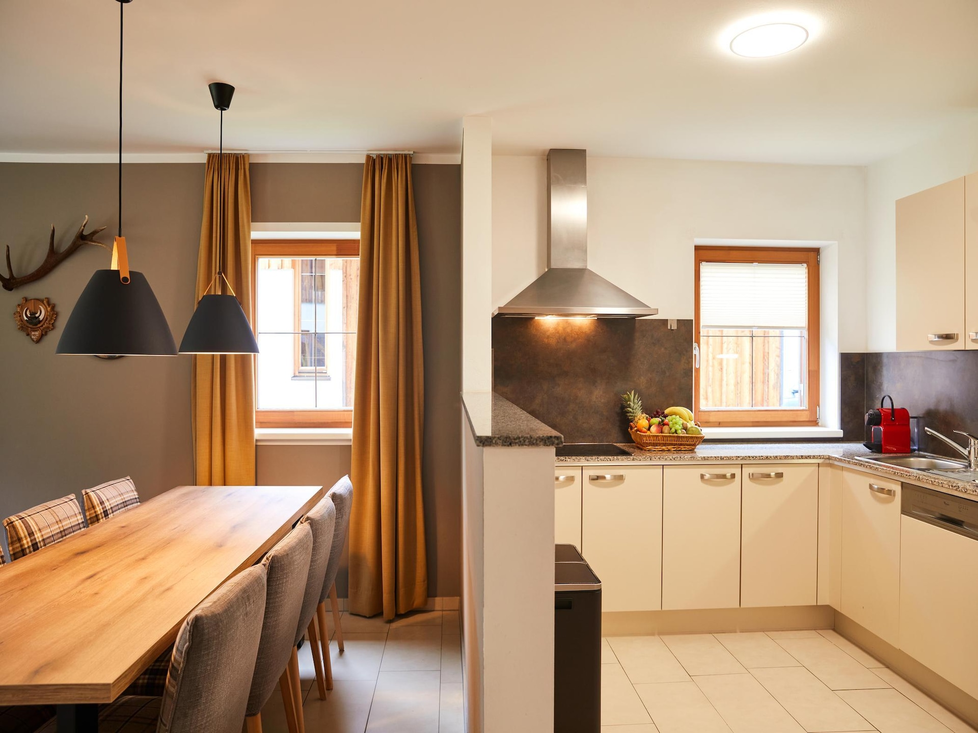 8-persoons luxe chalet met privézwembad in Obertraun - foto 16