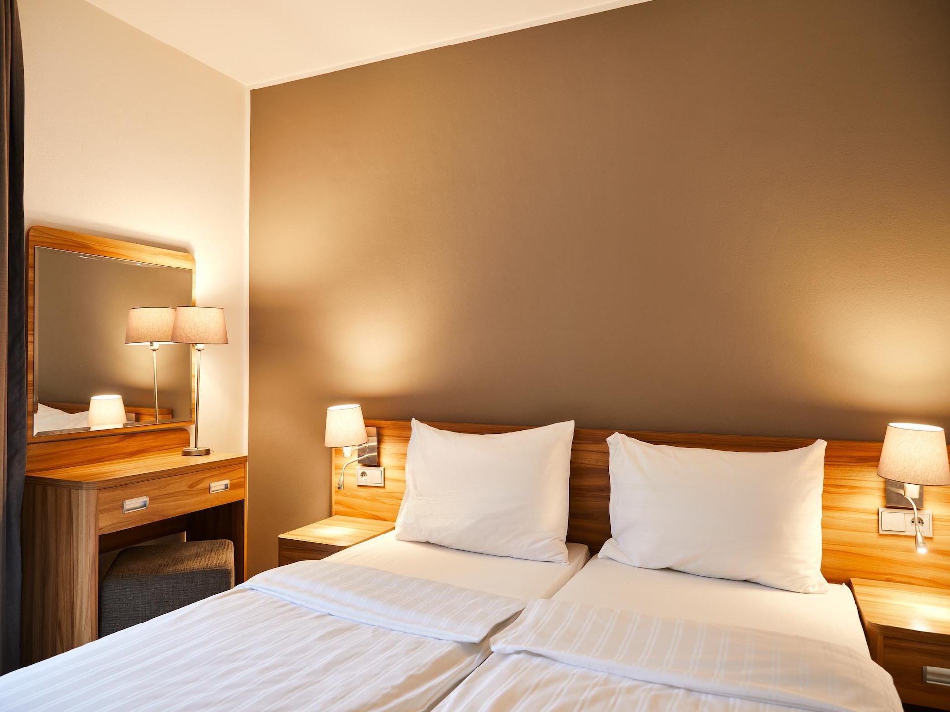 8-persoons luxe chalet met privézwembad in Obertraun - foto 18