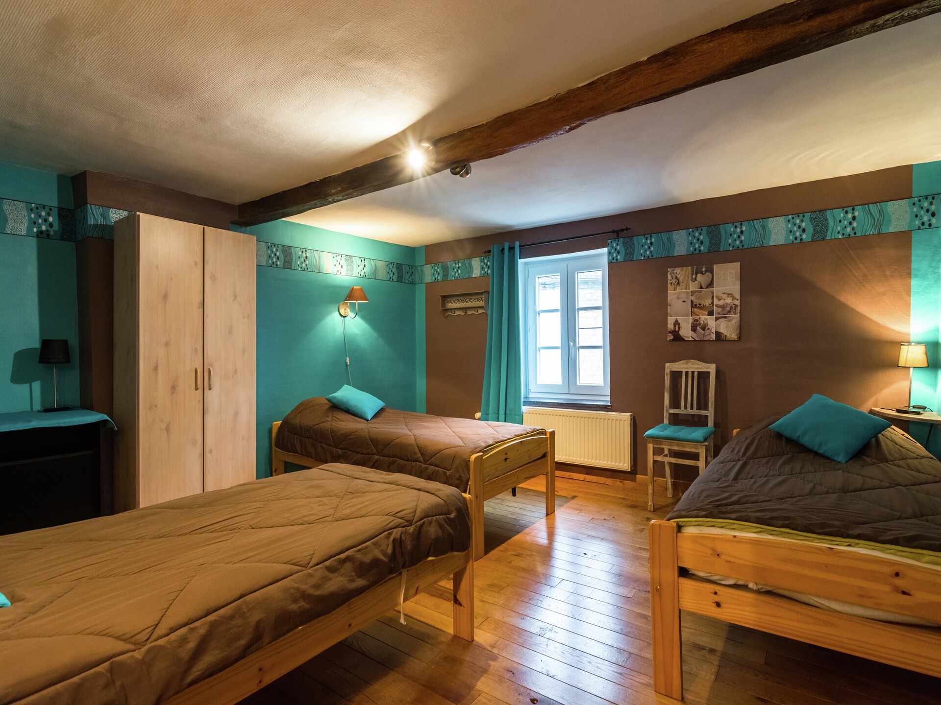 9-persoons vakantiehuis met bubbelbad en houtkachel in Gimnée - foto 16