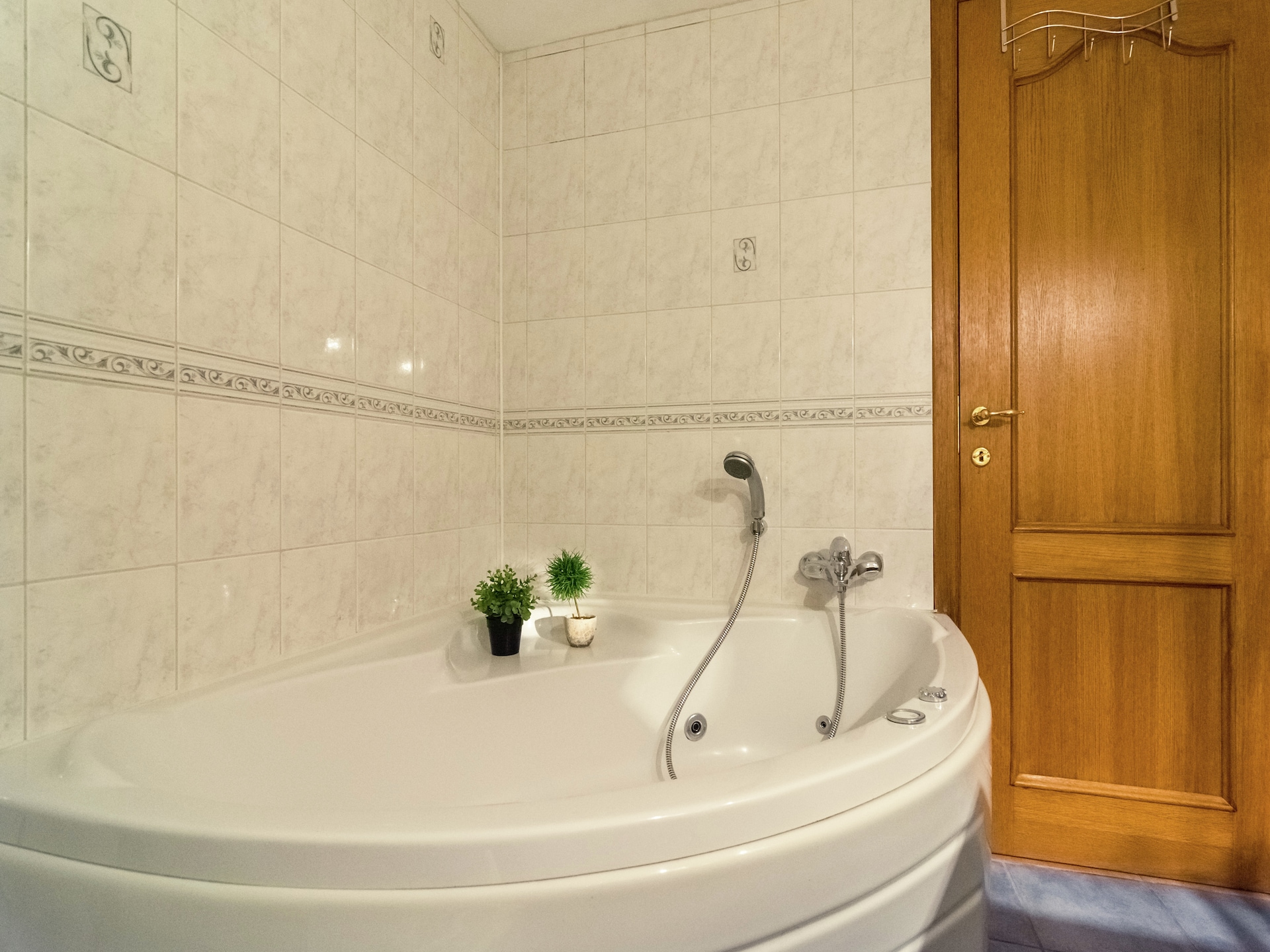 9-persoons vakantiehuis met bubbelbad en houtkachel in Gimnée - foto 26