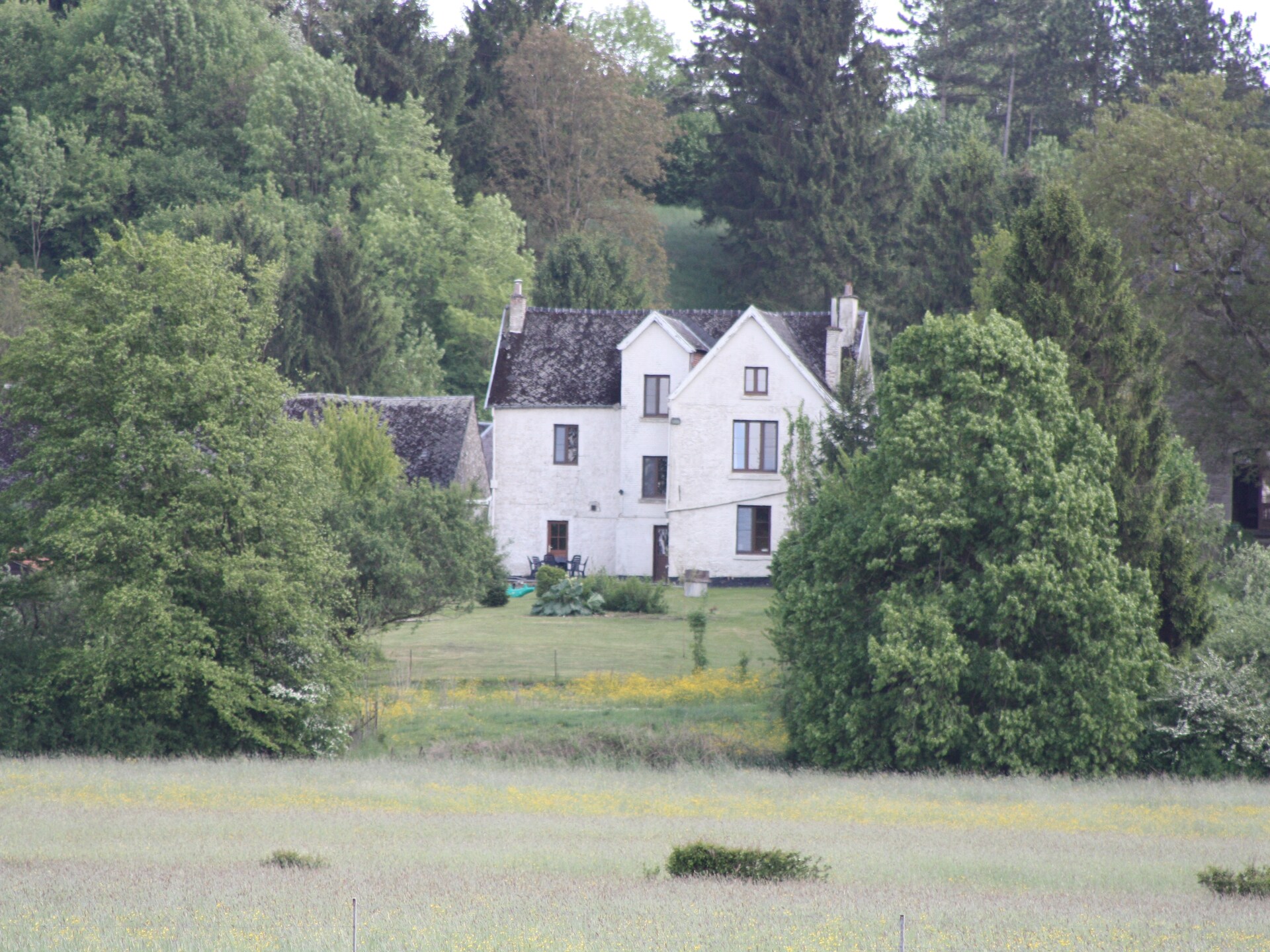 Vrijstaand vakantiehuis met tuin in rustig Gimnée voor 8 personen - foto 17