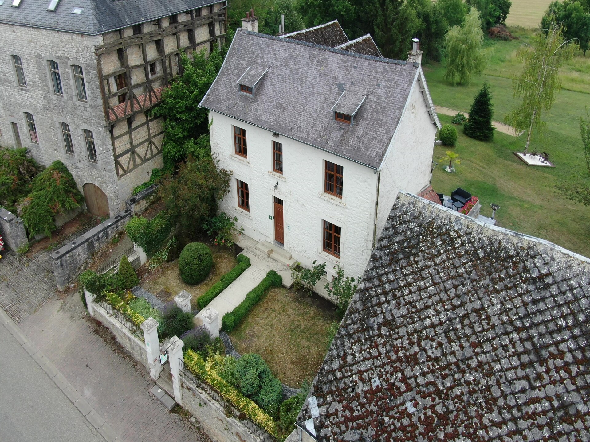 Vrijstaand vakantiehuis met tuin in rustig Gimnée voor 8 personen - foto 7