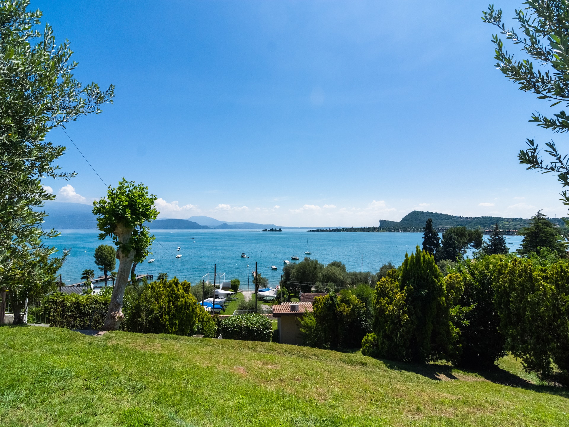 Appartement aan het Gardameer met zwembaden en privéstrand in Manerba - foto 21