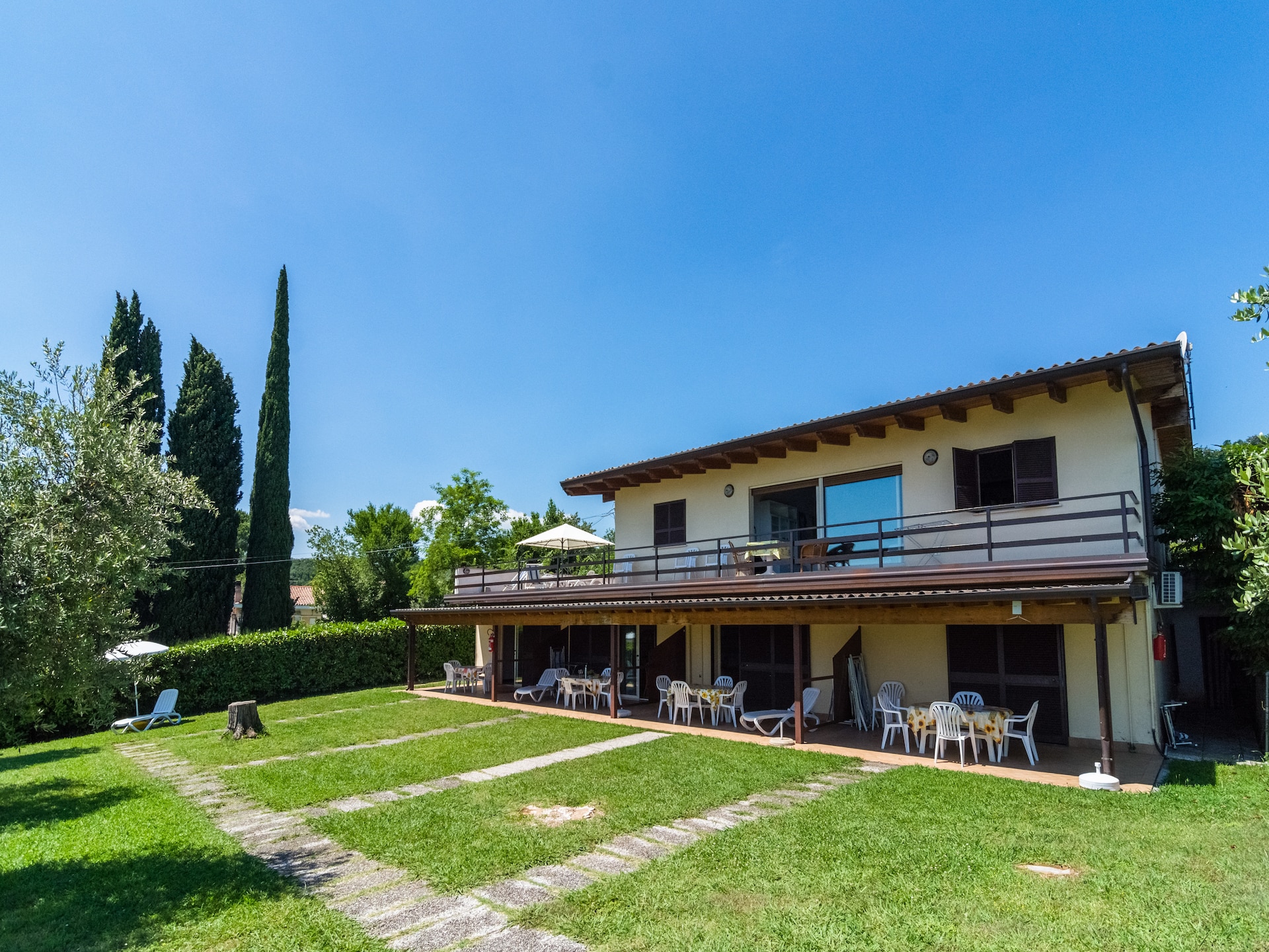 Appartement aan het Gardameer met zwembaden en privéstrand in Manerba - foto 2