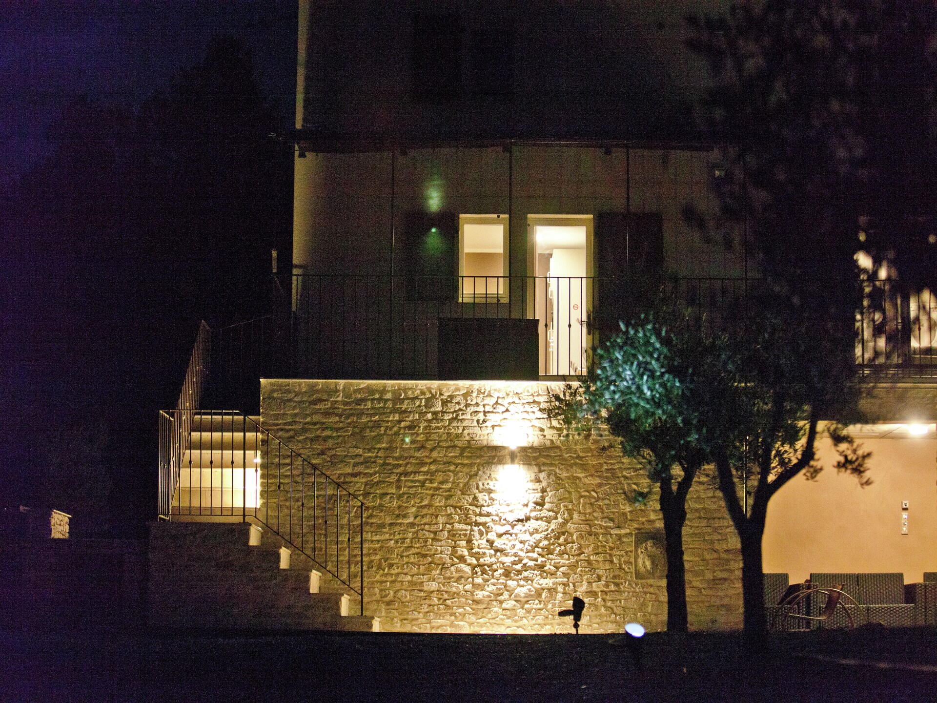 Vrijstaande villa met privézwembad in het hart van de Luberon - foto 8