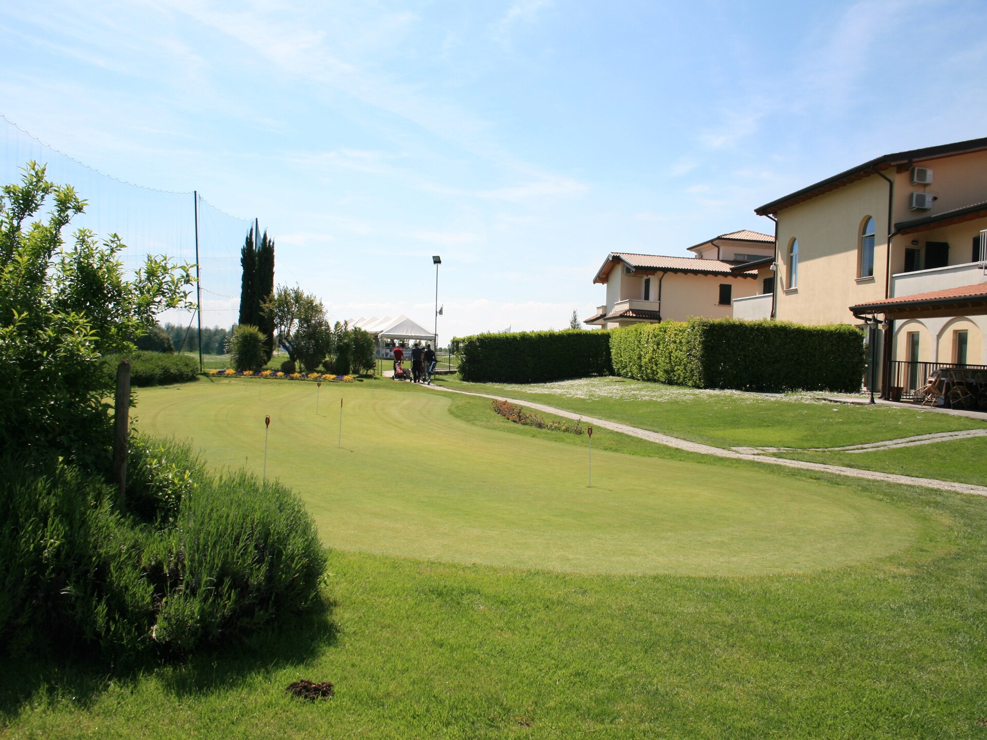 Rustiek appartement op agriturismo met golfbaan, zwembad en uitzicht - foto 3